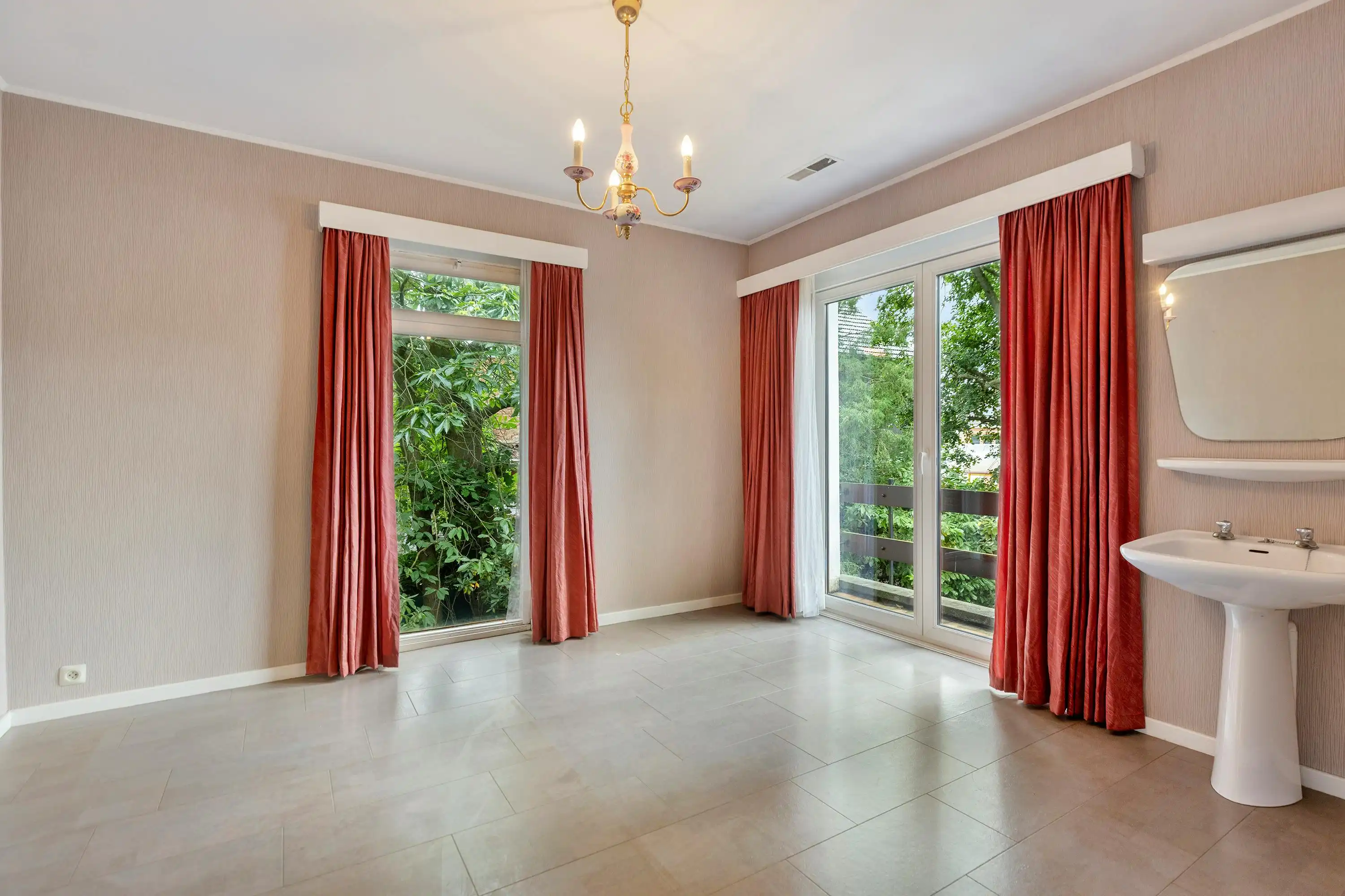 Huis met 4 slaapkamers te koop in centrum Kapellen!  foto 15