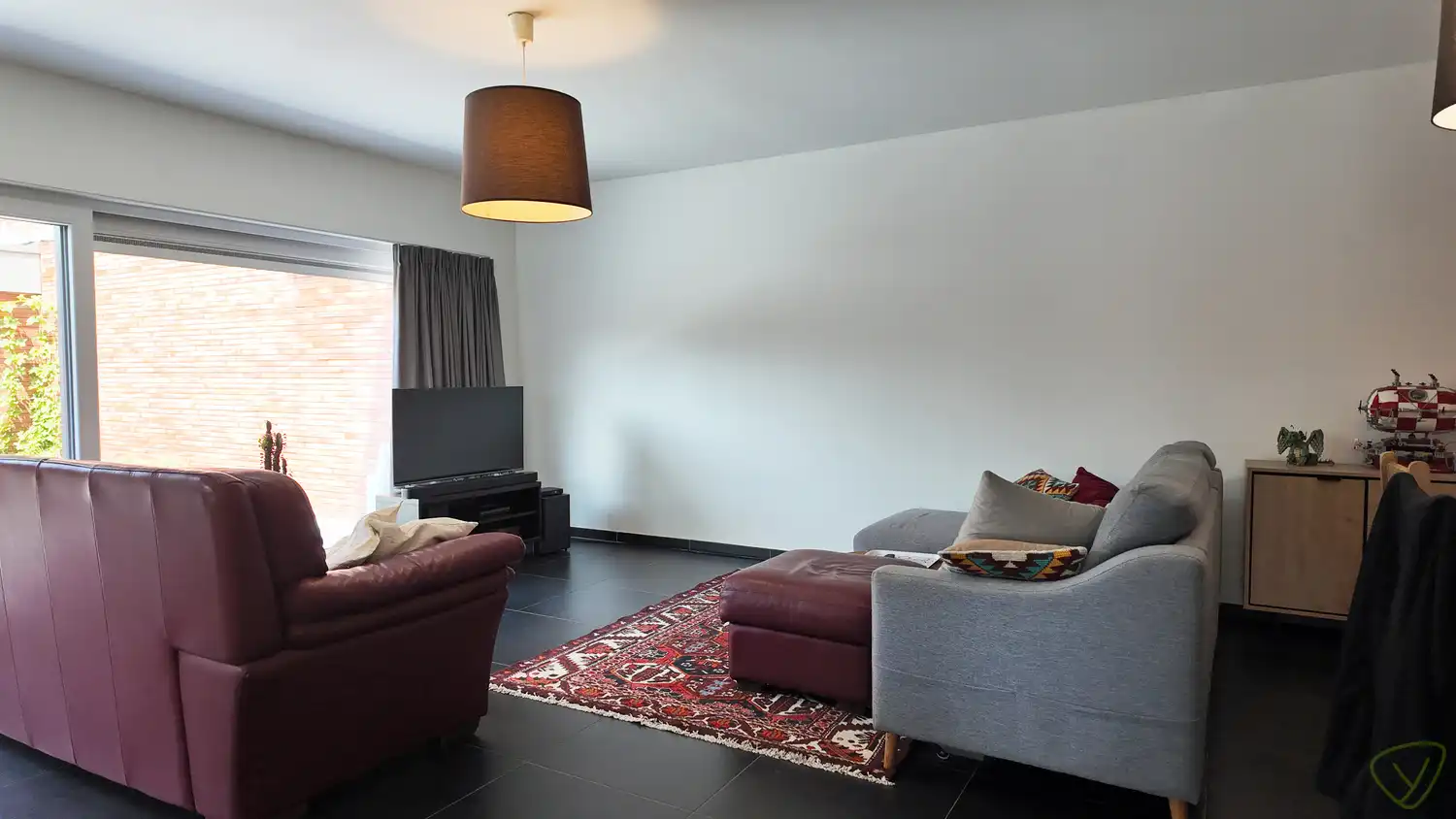 Verzorgde moderne woning gelegen in de dorpskern van Balgerhoeke. foto 2