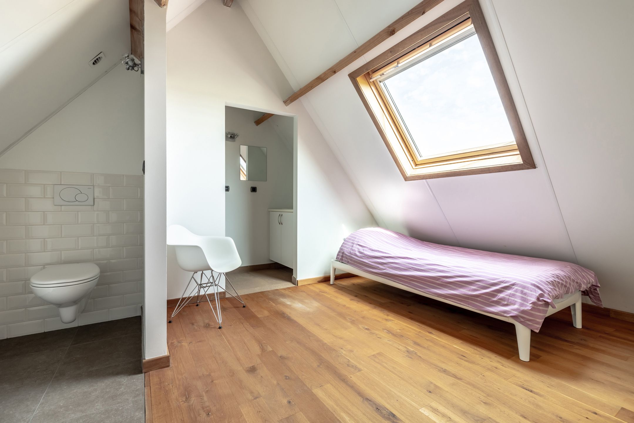 Ruim duplex-penthouse met 4 slpk, 2 (dak) terrassen en vrij uitzicht te Hoogstraten! foto 31
