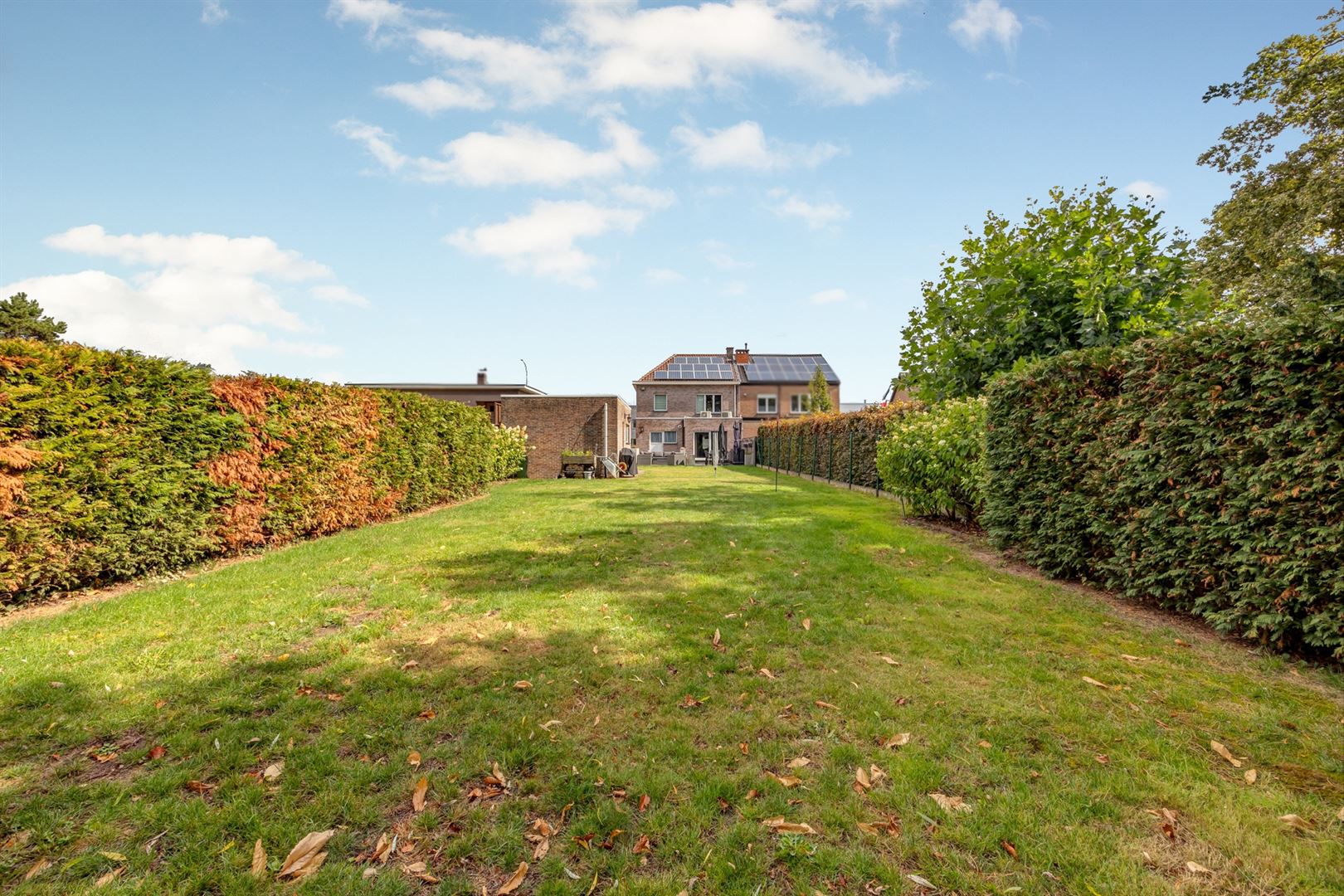 Instapklare woning met verzorgde, ruime tuin! foto 2
