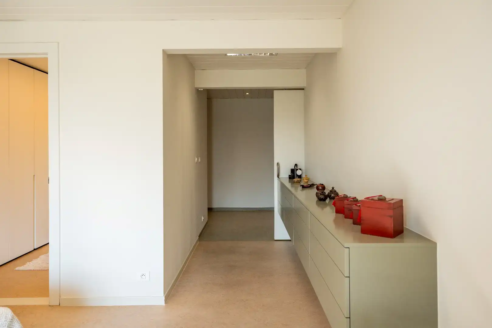 Riante villa met binnenzwembad op een uitzonderlijk domein van 6.426 m² foto 17