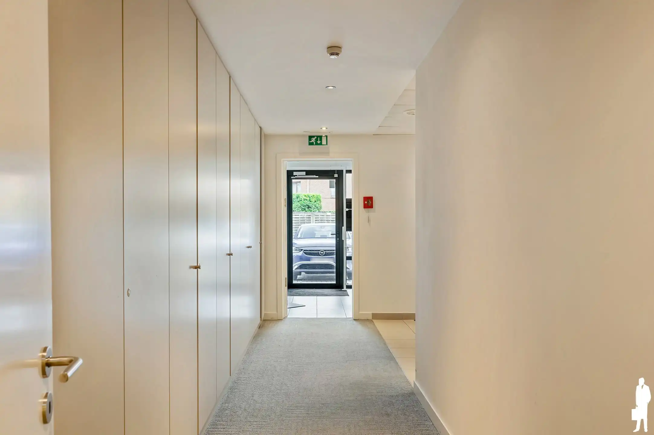 Instapklare handelsruimte van ca. 369 m² op een absolute toplocatie.  foto 14