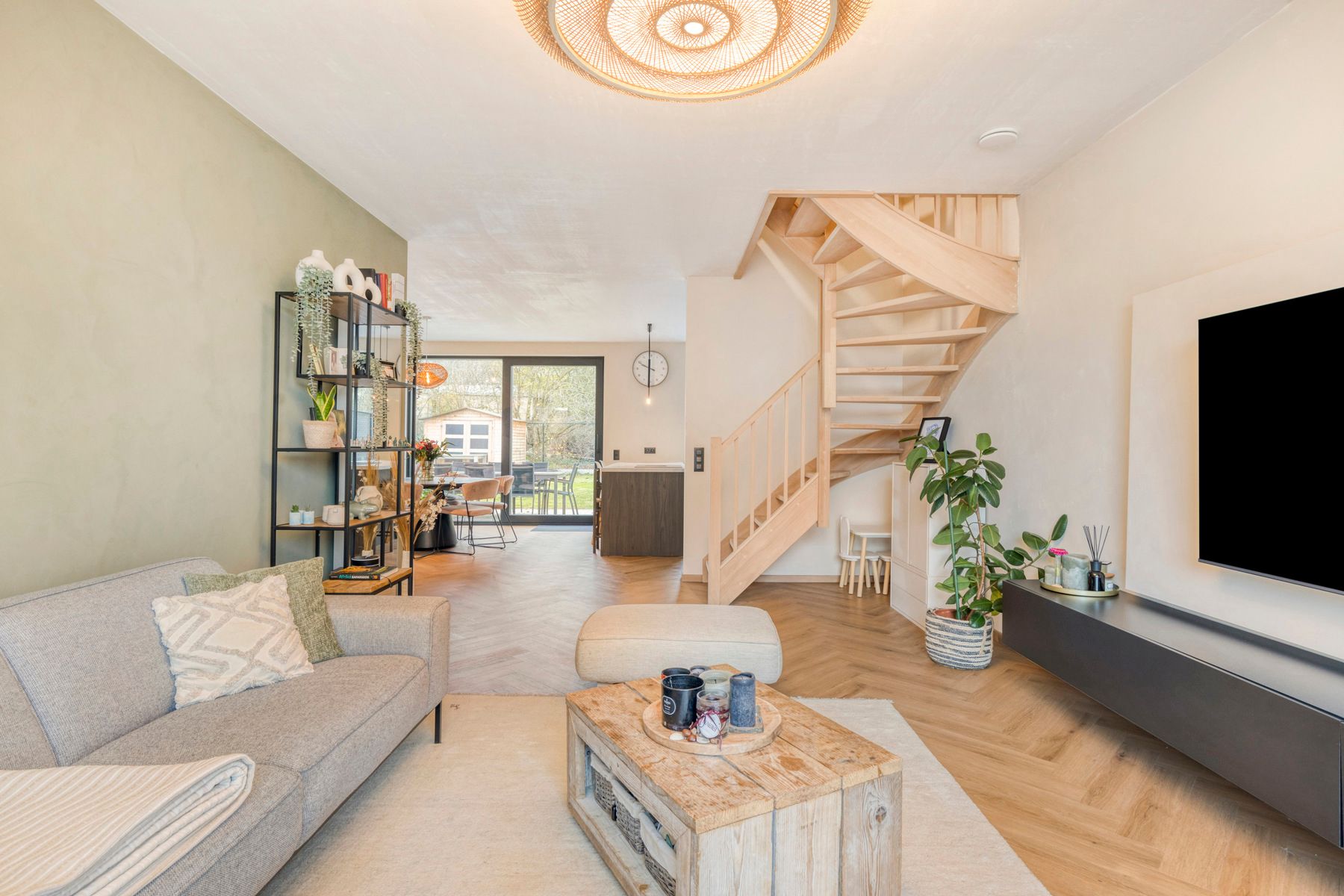 TE KOOP - energiezuinige woning met E-peil 10 op toplocatie foto 3