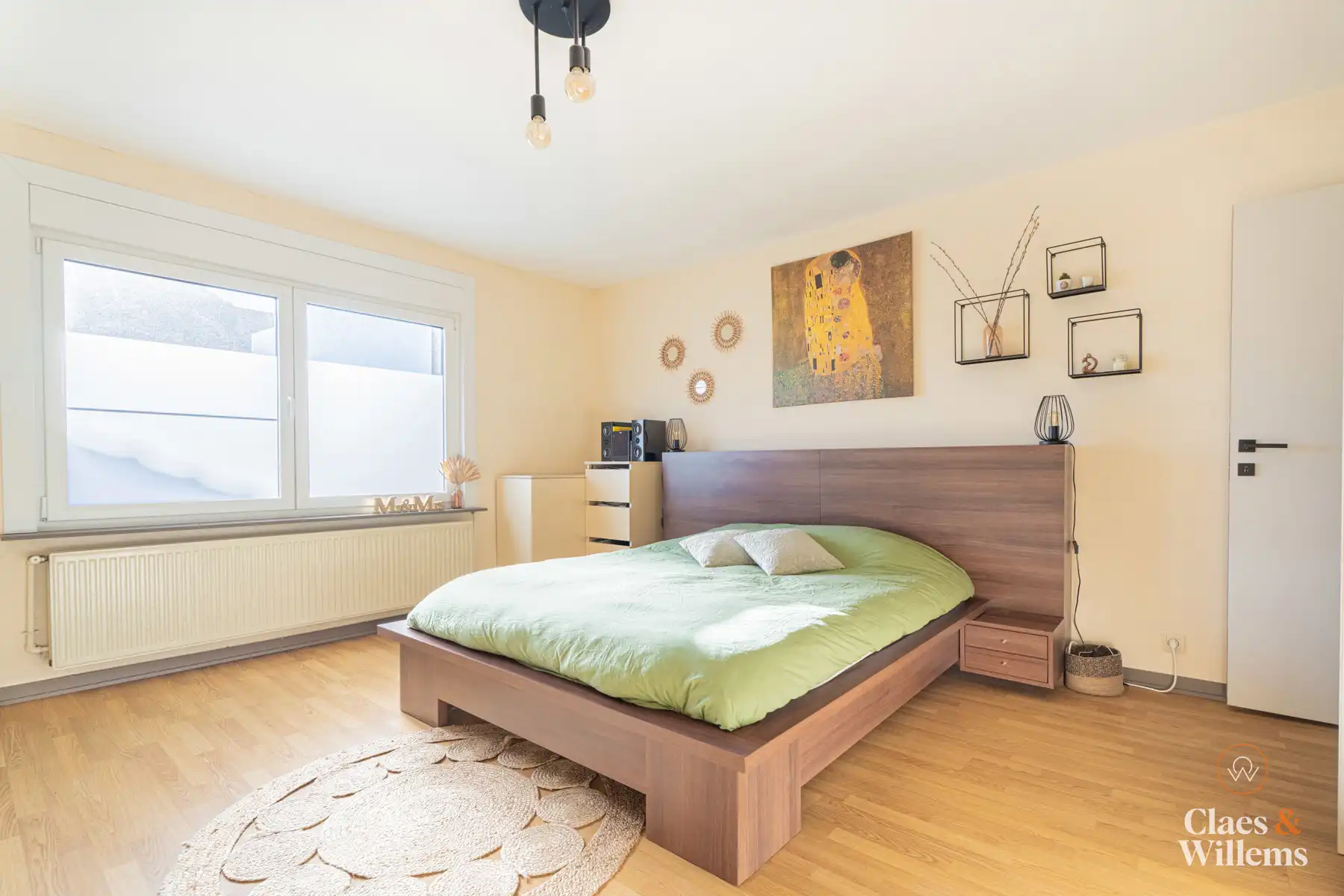 Instapklare, gerenoveerde woning met 4 kamers te Buizingen. foto 12