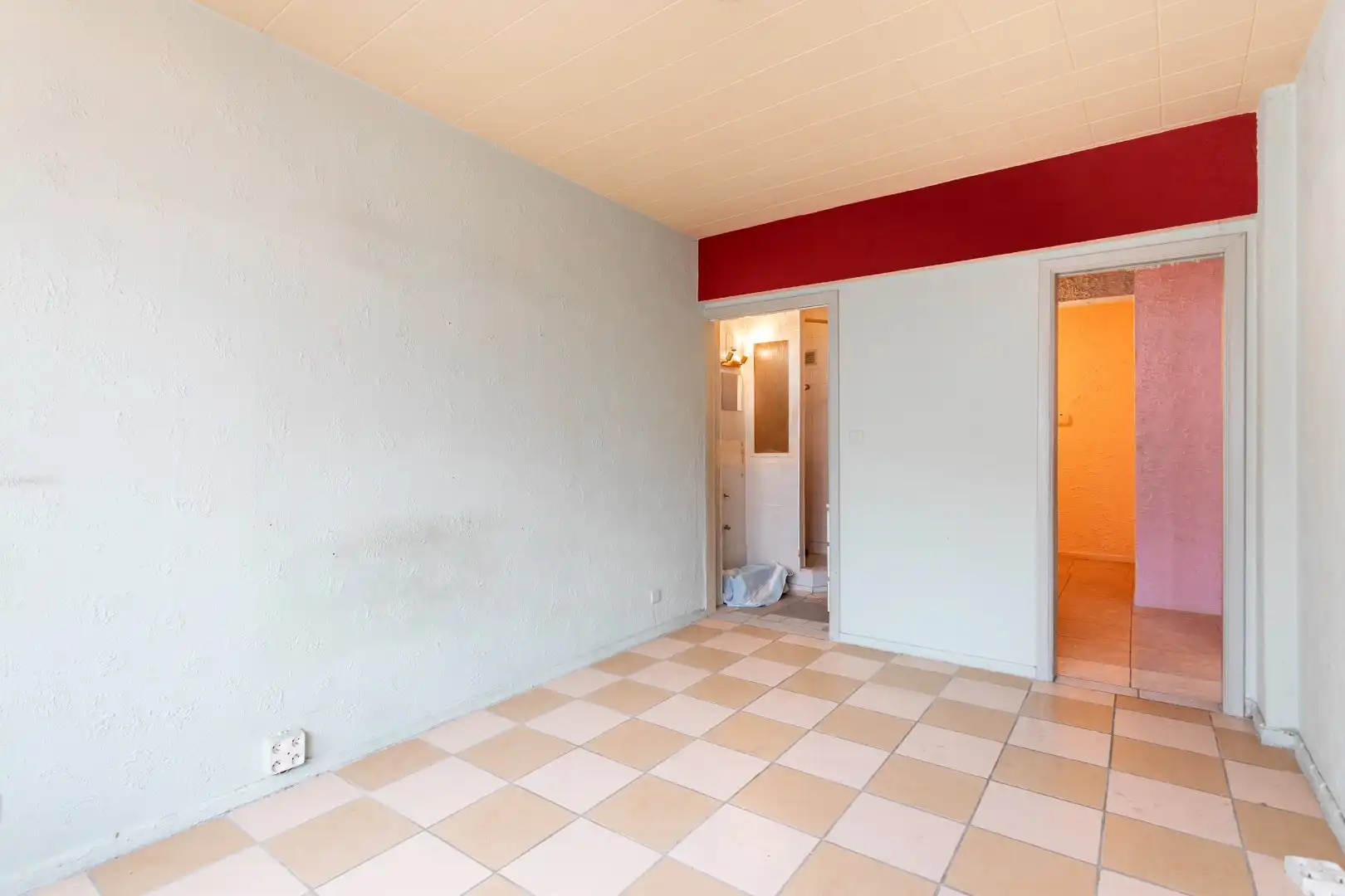 Te renoveren appartement met 1 slaapkamer, terras en kelderberging in Ganshoren foto 12