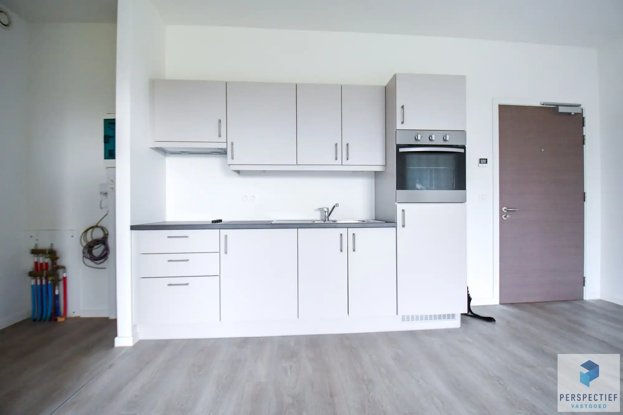 SERVICE FLAT - BRUGGE - inclusief woon- en dienstcomponent - MODERN EN RUSTIG GELEGEN SERVICE FLAT met staanplaats in de groene omgeving van Brugge foto 4