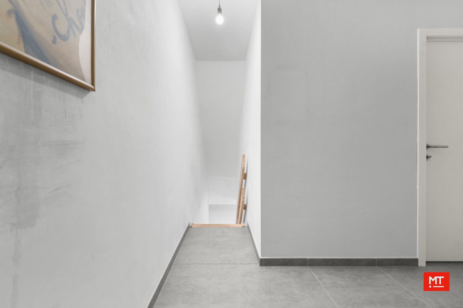 Instapklaar appartement met 2 slaapkamers en Zuidgericht terras te koop in het centrum van Zonnebeke foto 13