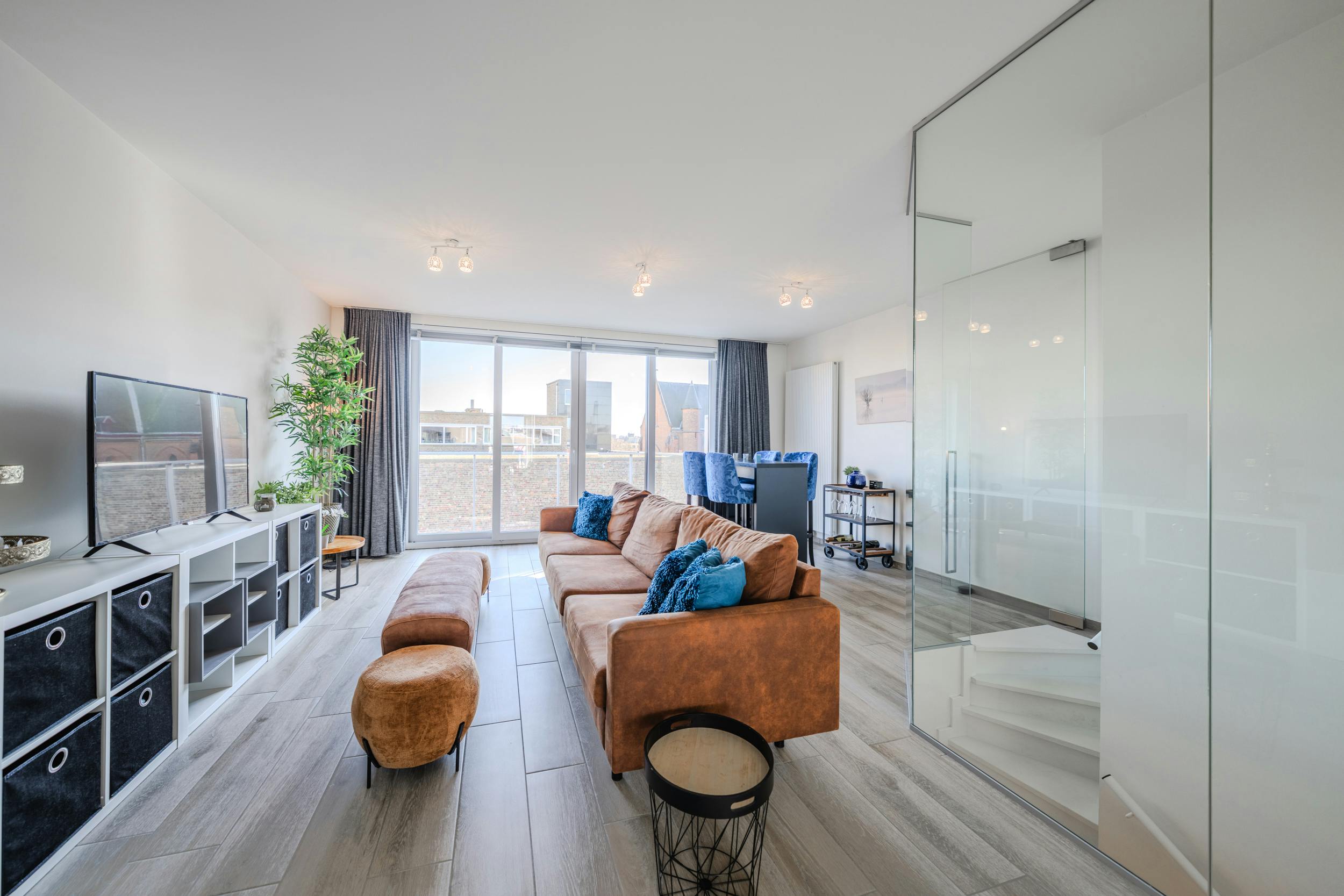 Magnifiek duplexappartement met zonneterras te Oostende foto {{pictureIndex}}