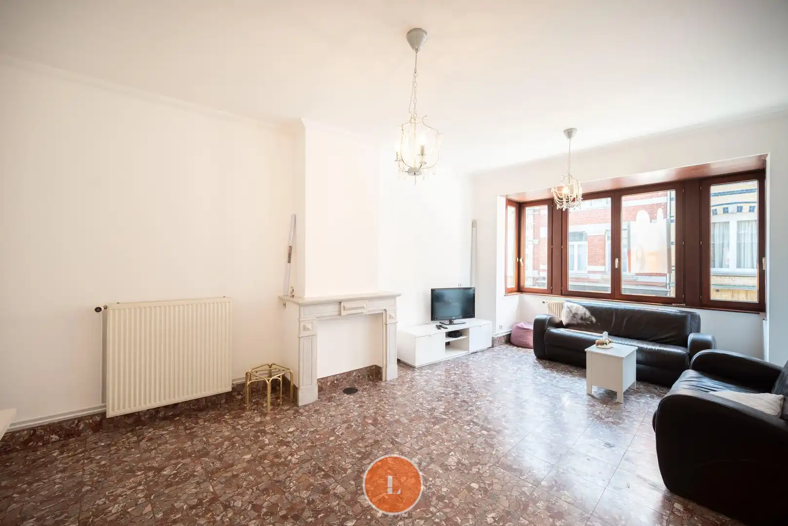 Te koop handelspand met woonst centrum Menen foto 9