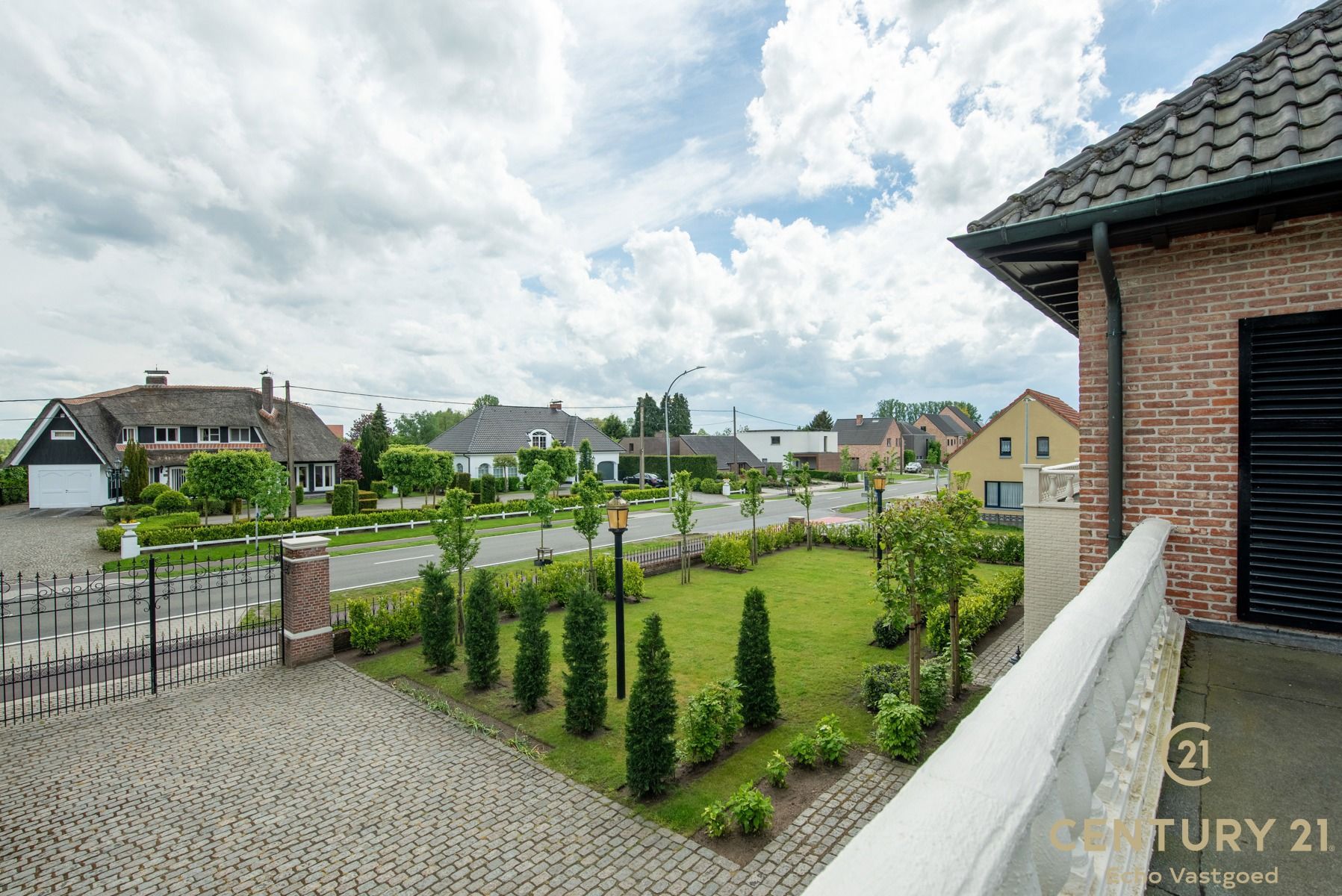 Statige goed onderhouden manoir villa met fraaie tuin   foto 22