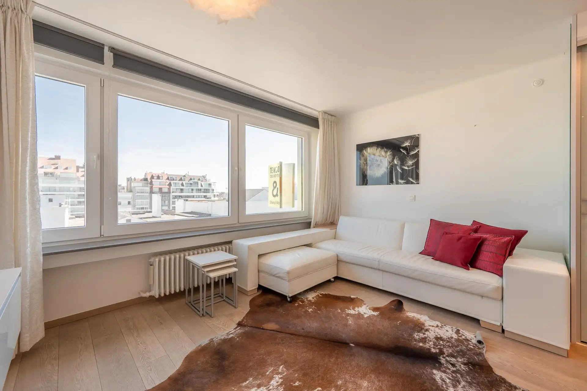 Perfect ingerichte studio met zijdelings zeezicht foto 6