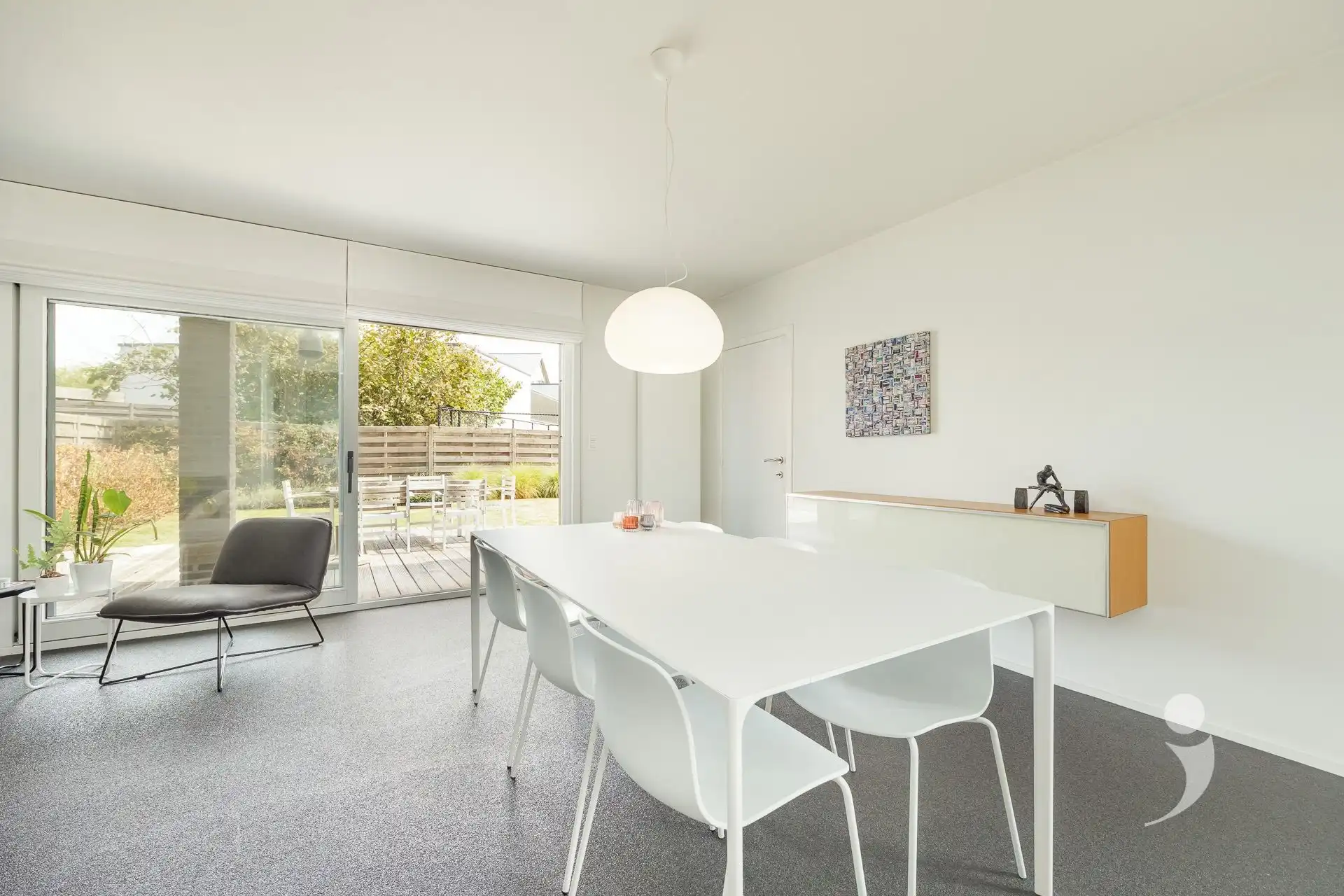 Knappe instapklare gezinswoning op een toplocatie! foto 8