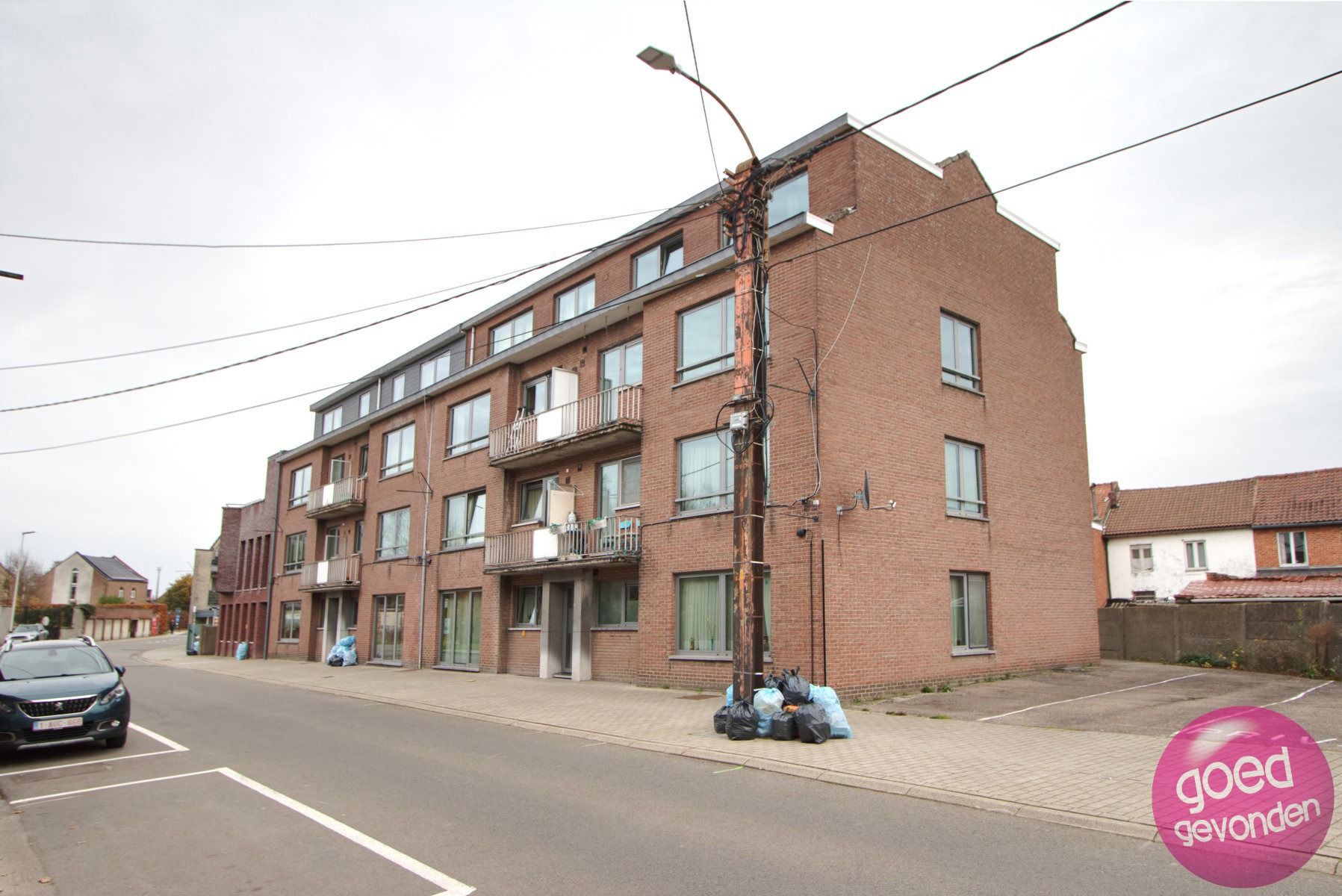 APP 2 SLK - BALKON - KELDER - FIETSLOKAAL - CENTRUM - RUSTIG foto 15