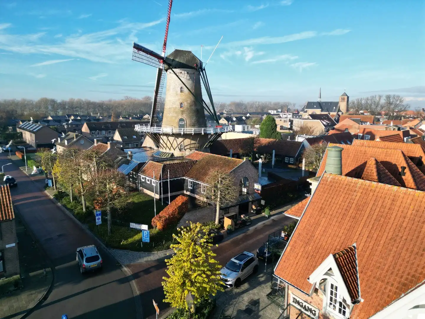 Unieke commerciële ruimte in de iconische molen “De Brak” – Sluis foto 14