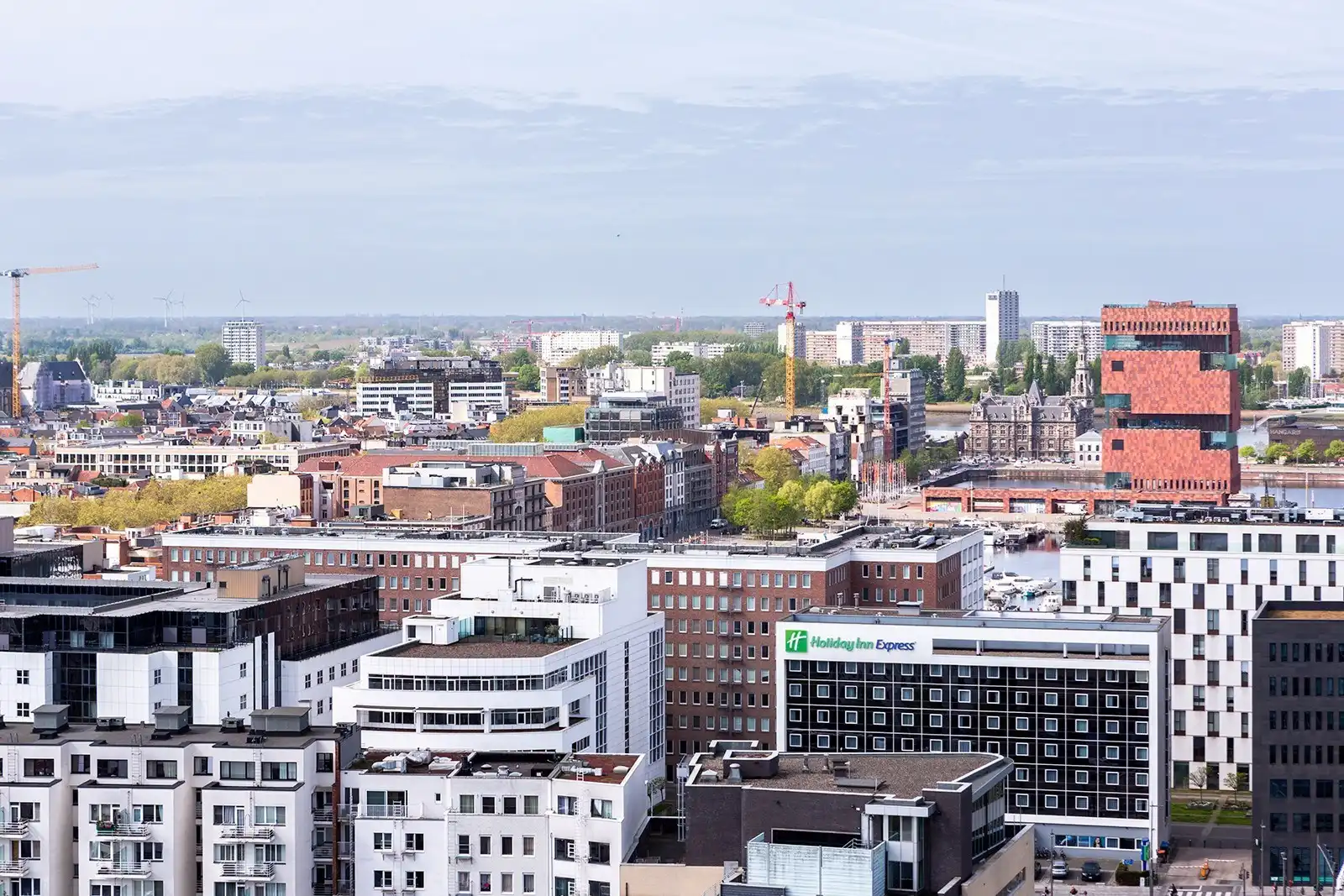 Stijlvol wonen met fenomenaal uitzicht foto 14