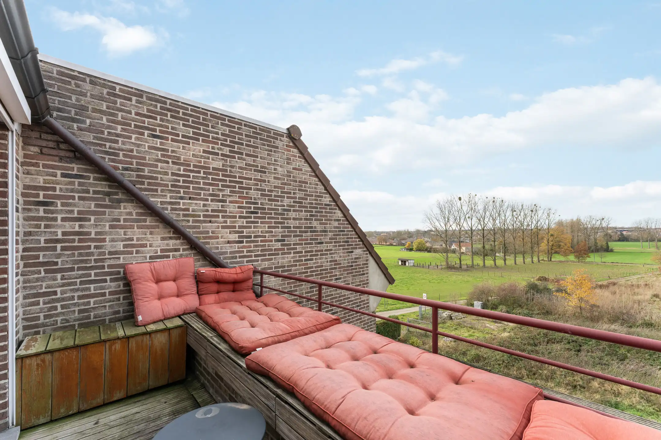 Instapklaar duplex appartement te Bilzen foto 15