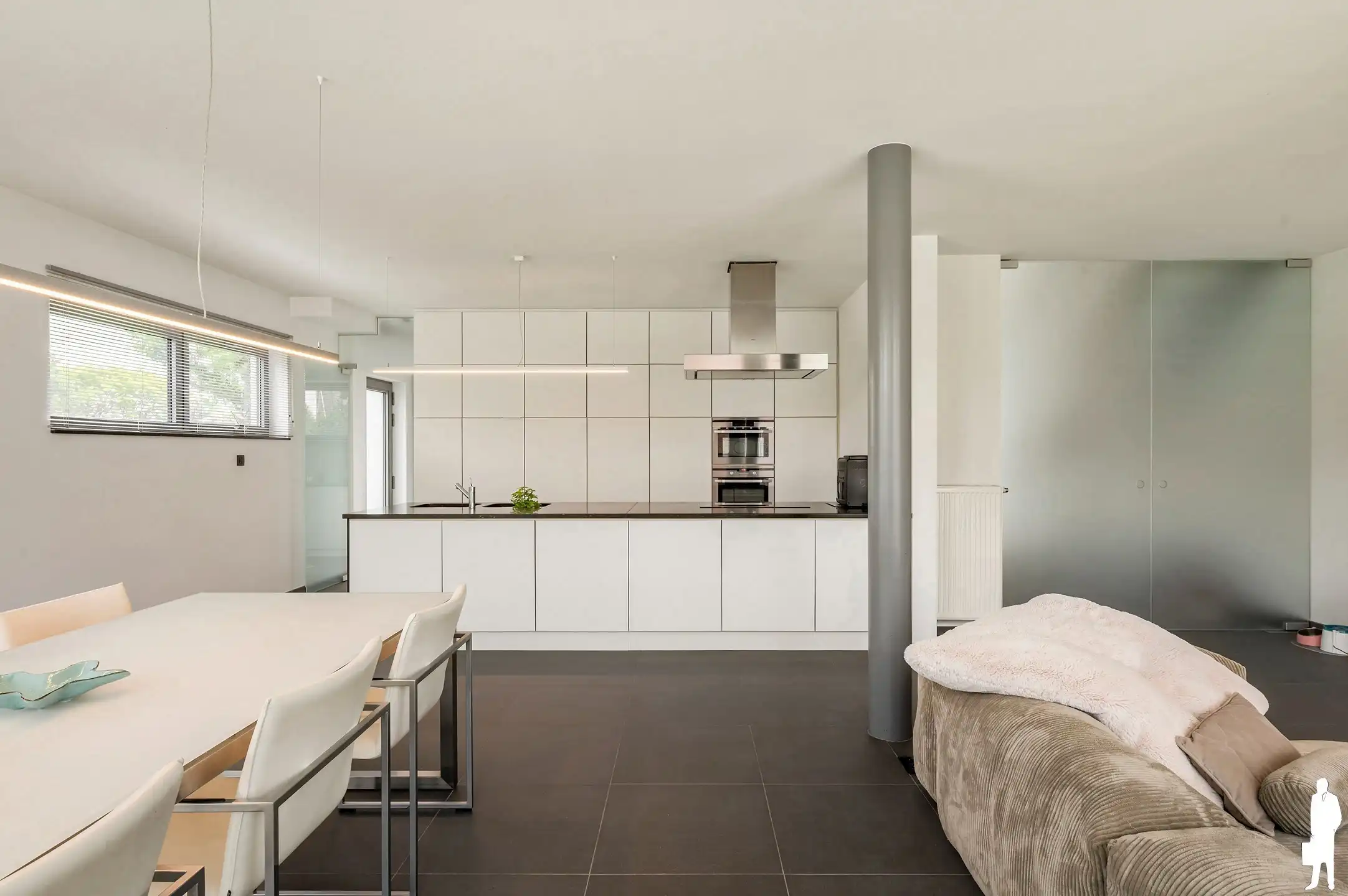 Instapklare energiezuinige gezinswoning met 4 slaapkamers en zonnige tuin foto 8