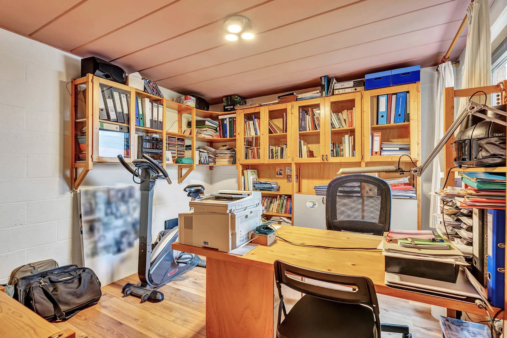 Architecturale woning met 4 slaapkamers, tuin en garage! foto 16