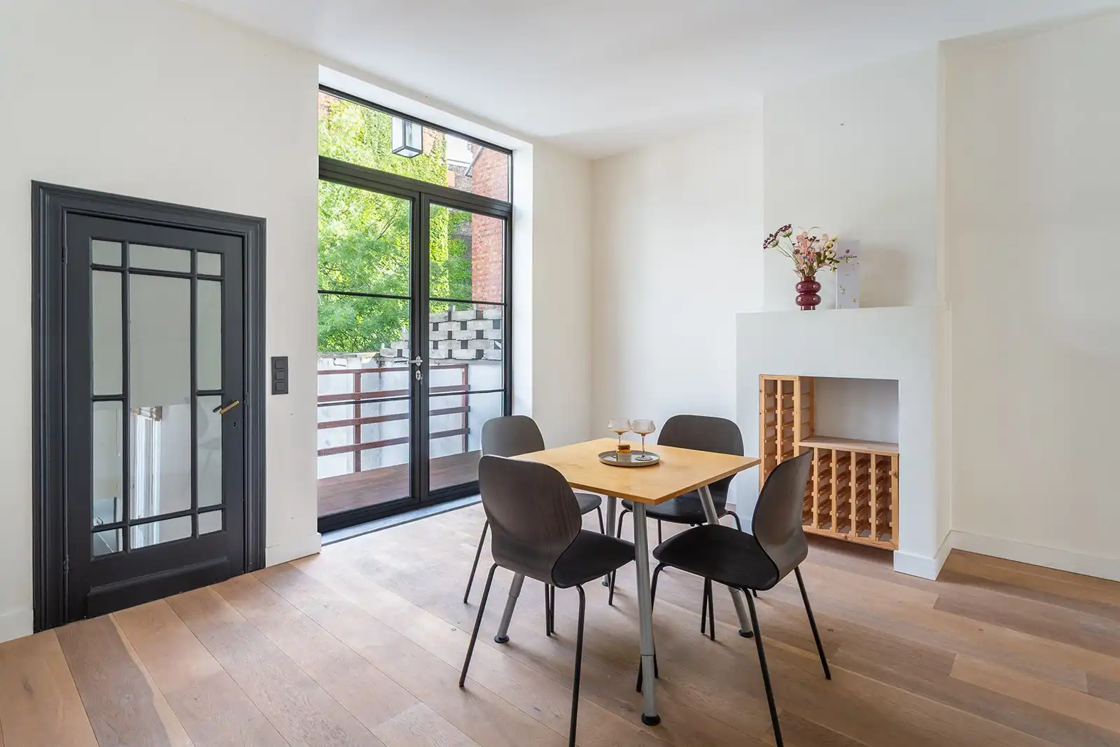 Duplex met terras in bruisende buurt foto 7