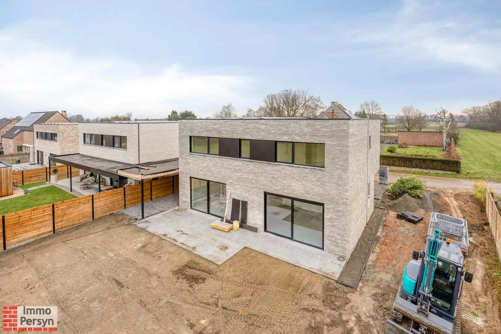 Ruime nieuwbouwwoning met 3 slaapkamers en carport foto 2