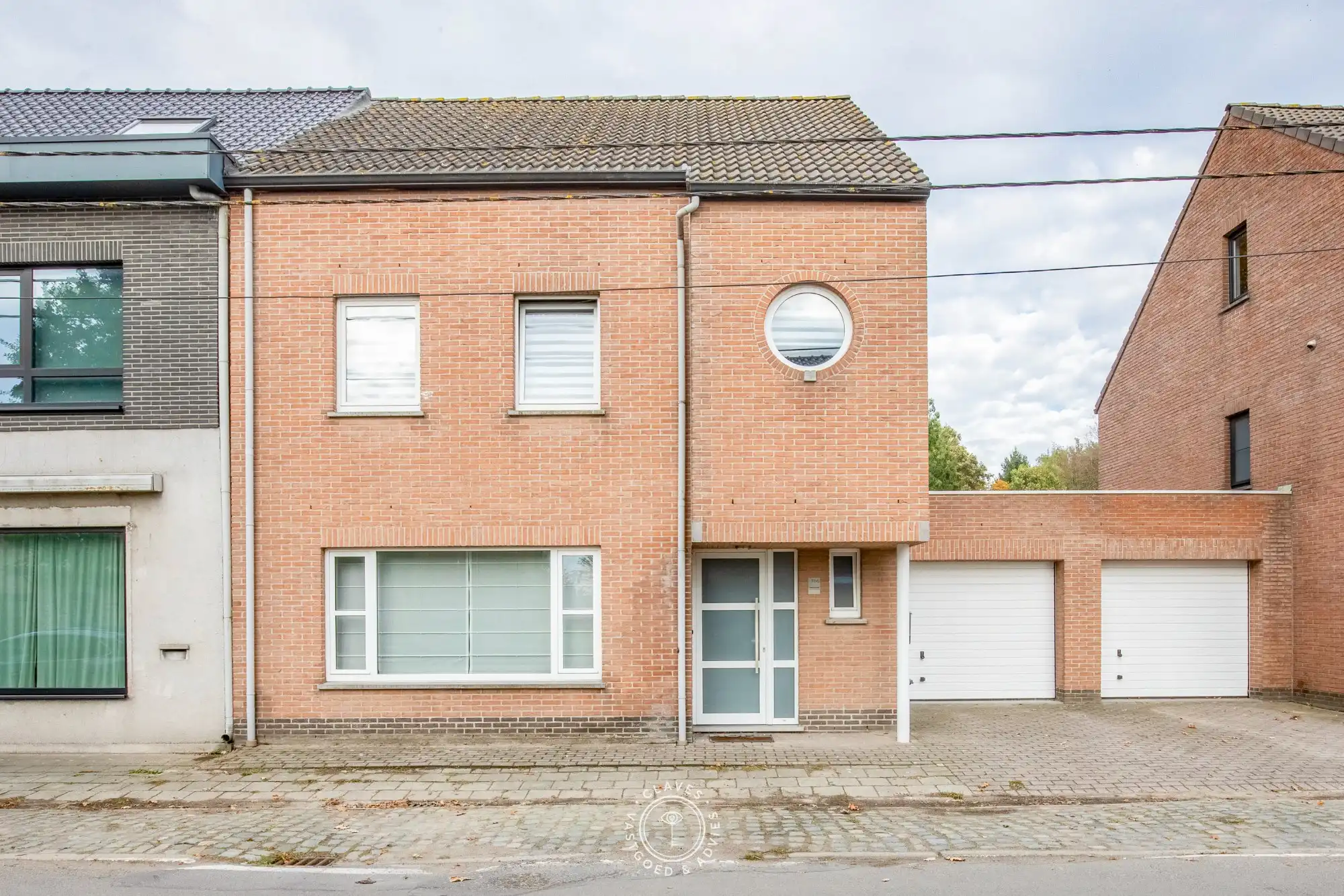 Instapklare gezinswoning met 3 slaapkamers, garage en verrassend ruime tuin in Sint-Niklaas foto 5