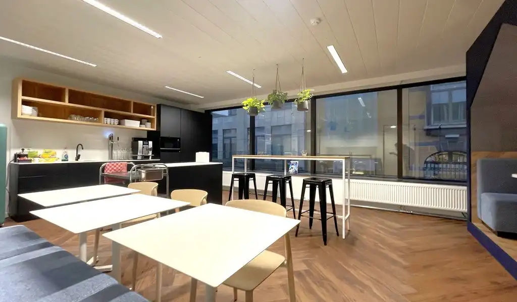 Kantoor met faciliteiten te huur in The Beacon Antwerpen foto 12