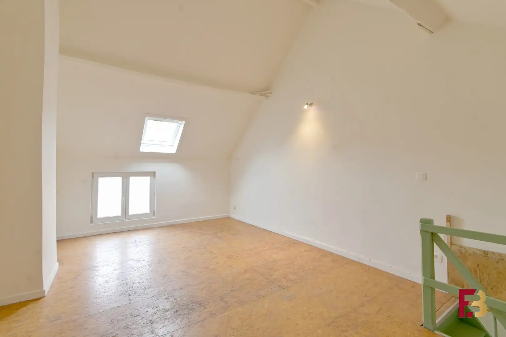 Charmante stadswoning met koertje op topligging in de Brugsepoort foto 12