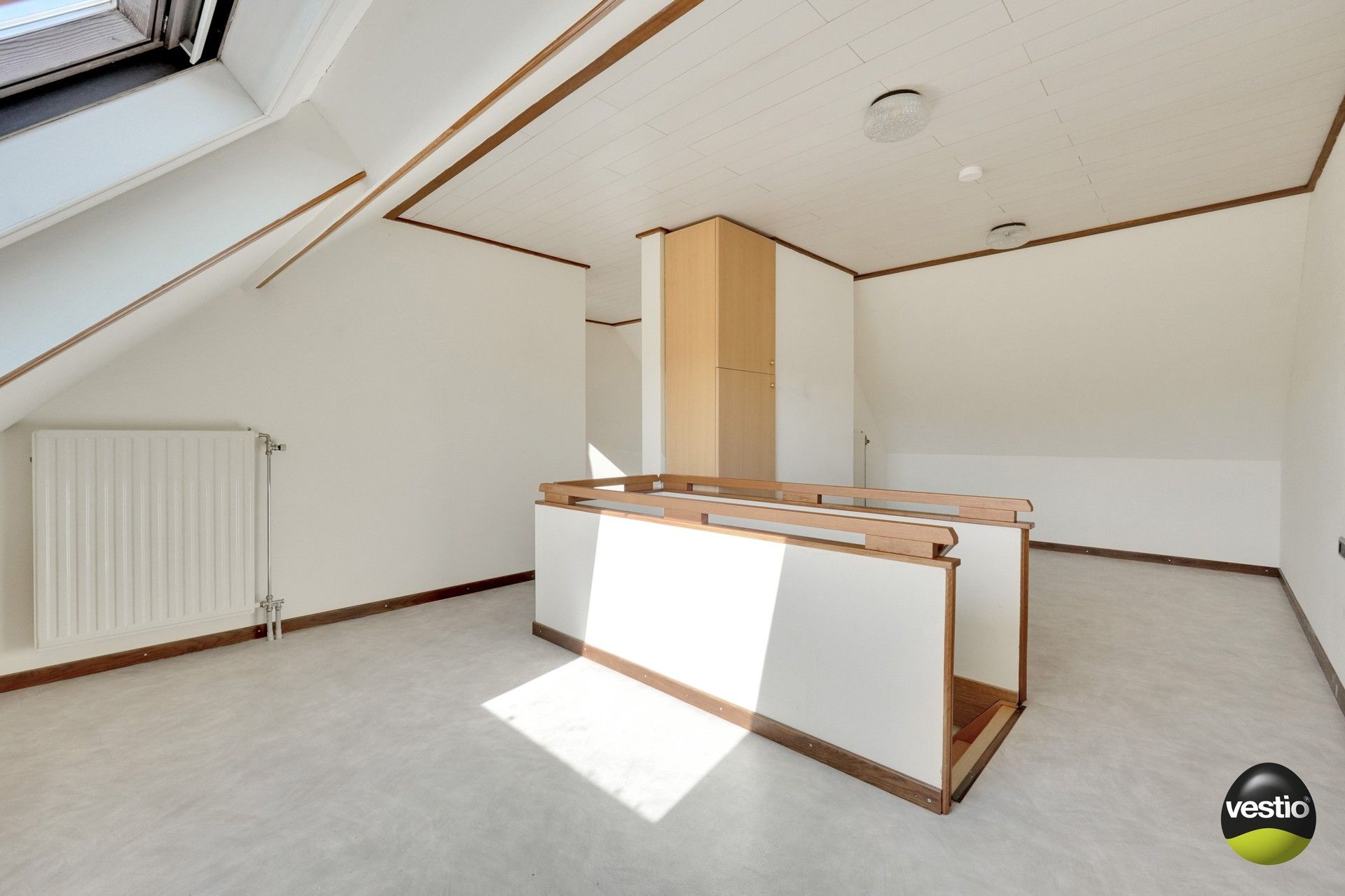 DEGELIJKE WONING MET WEILANDEN OP 1,7 HECTARE foto 37