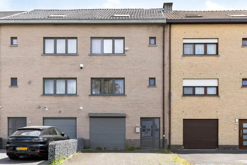 Huis te koop foto {{pictureIndex}}