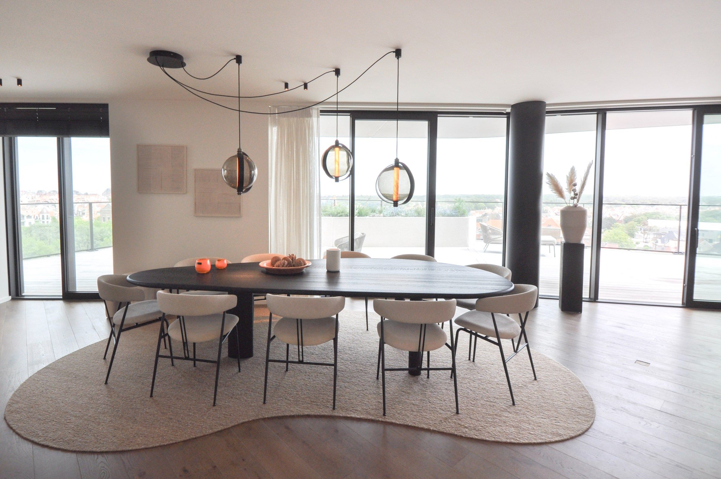 Exclusief appartement met ruime terrassen en een uitzonderijk panoramisch zicht . foto 2
