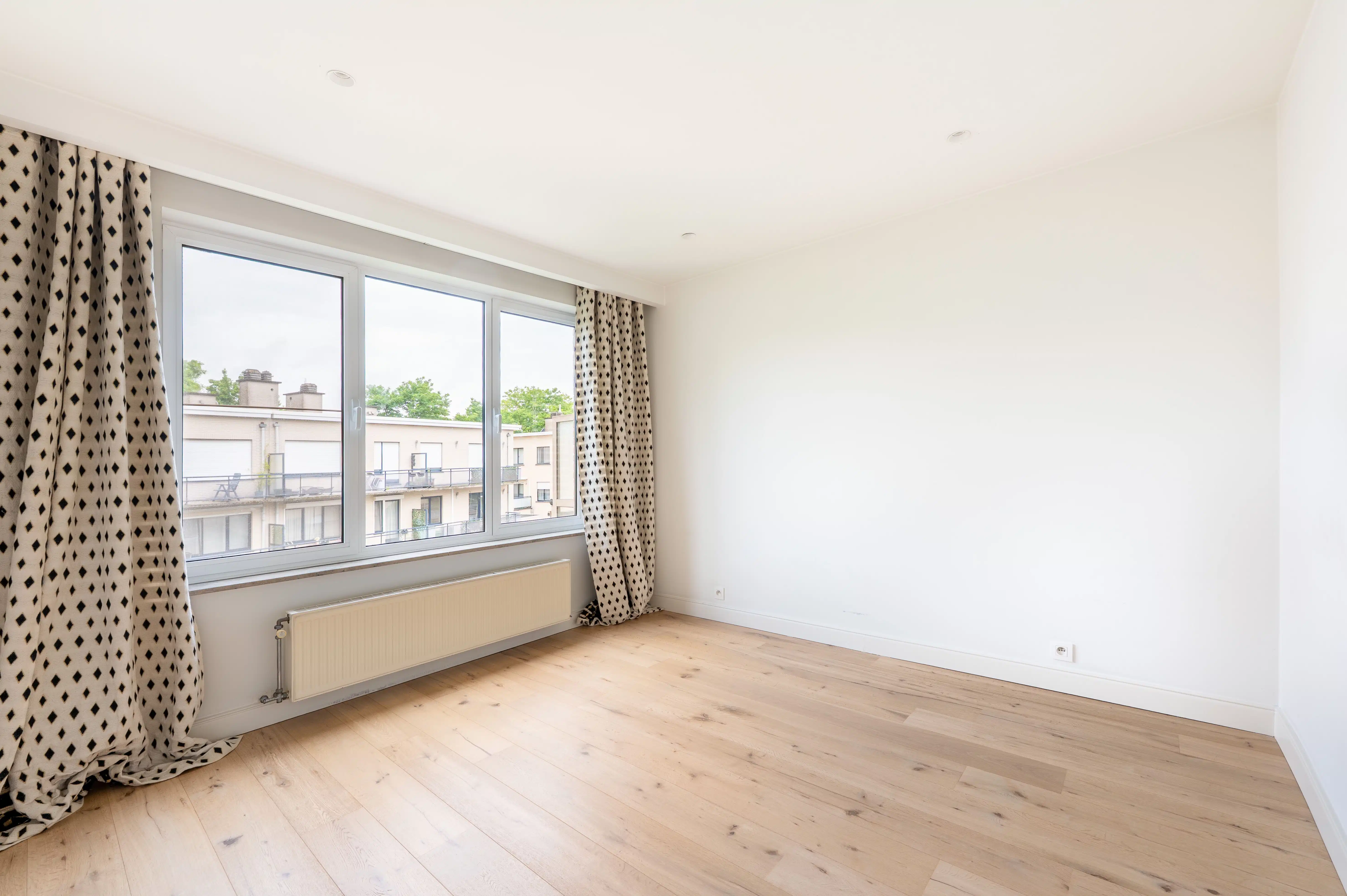 Instapklaar appartement met zonnig terras en garagebox in Brasschaat! foto 18