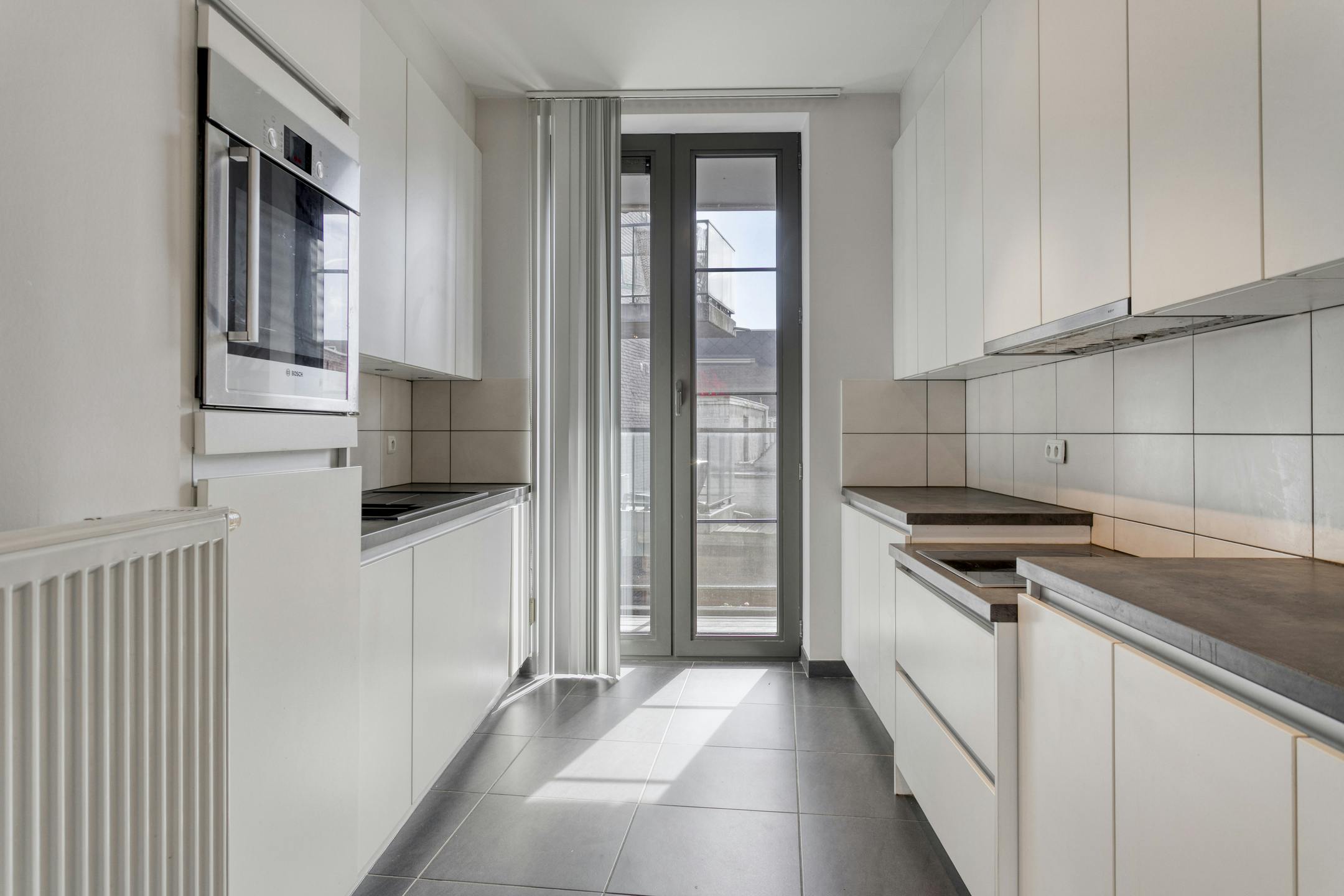 Energiezuinig appartement te koop in hartje Kortrijk! foto 5
