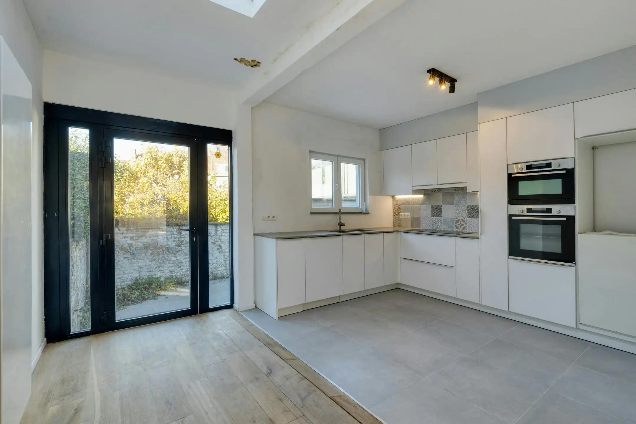 Te vernieuwen huis te koop in Kristus Koning te Brugge foto 5