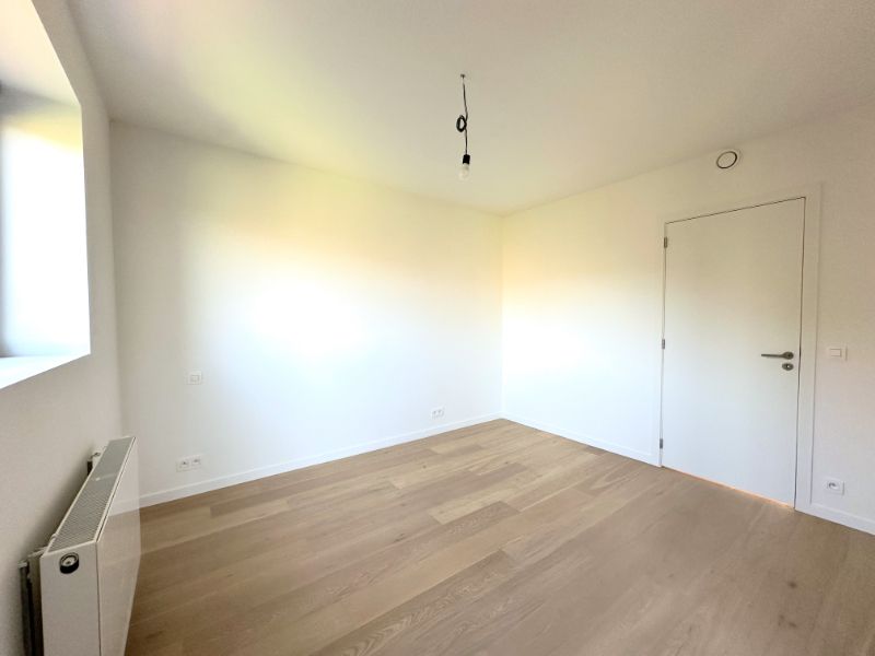 Appartement achtste verdieping foto 19