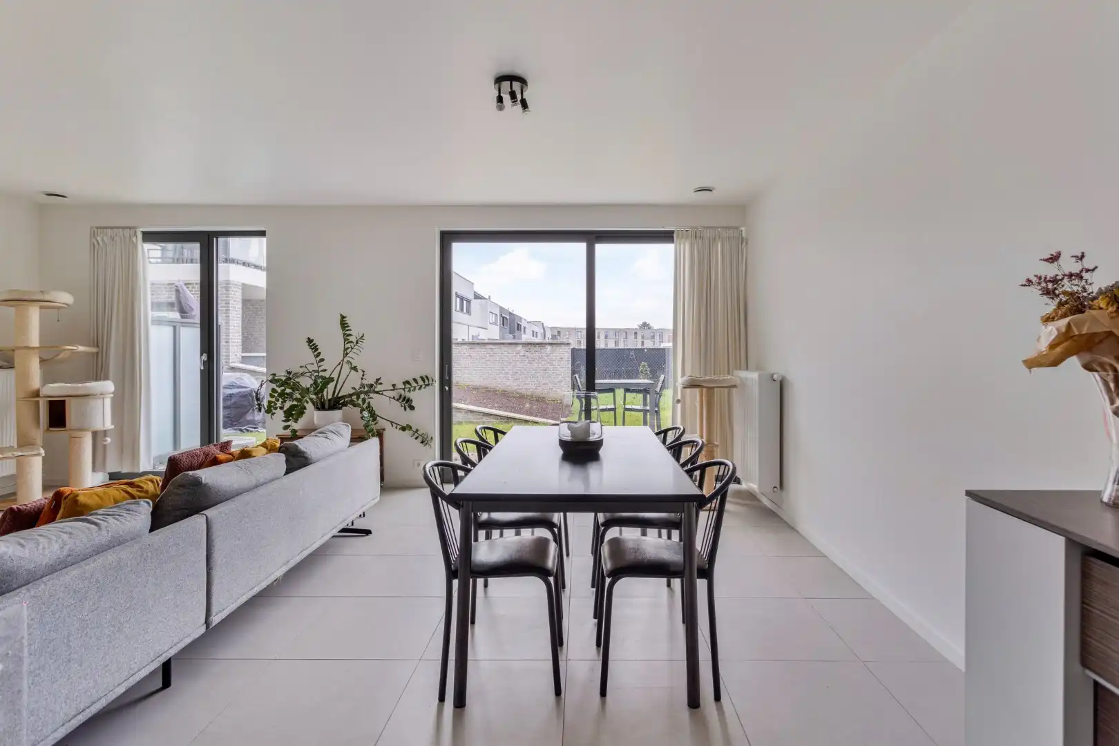 Lichtrijk nieuwbouwappartement met 3 slaapkamers, tuin, terras, kelderberging en 2 autostaanplaatsen - EPC 36 kWh/m² -bewoonbare opp. 115 m²   foto 9