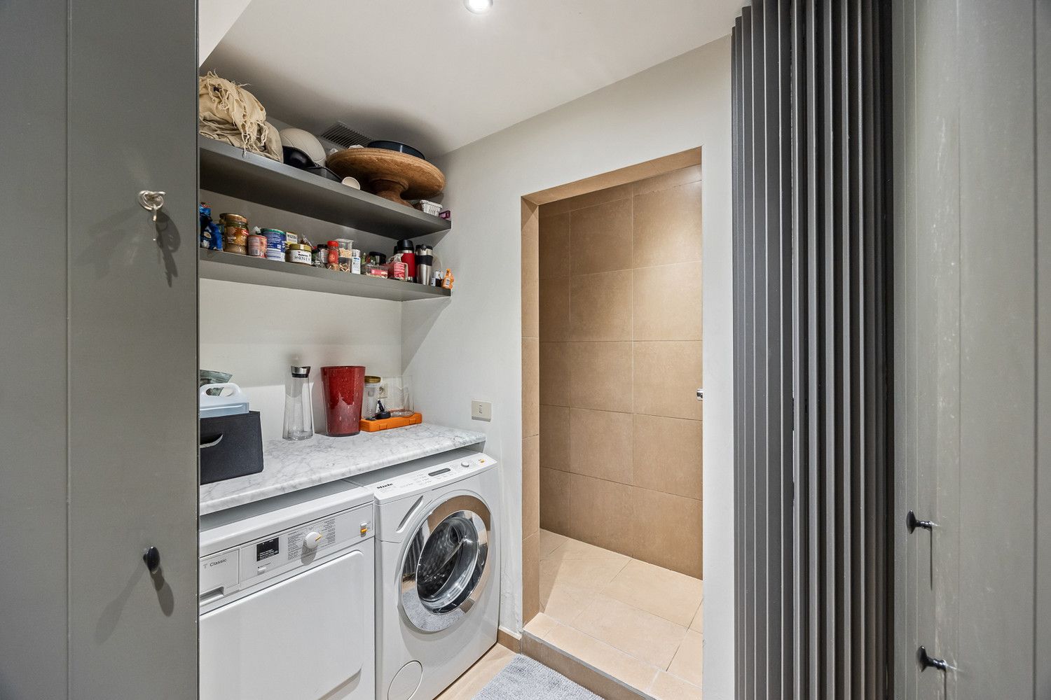 Op toplocatie te Antwerpen-Berchem: Instapklaar en energiezuinig (EPC B) luxe appartement van 127m² met zalig terras foto 20