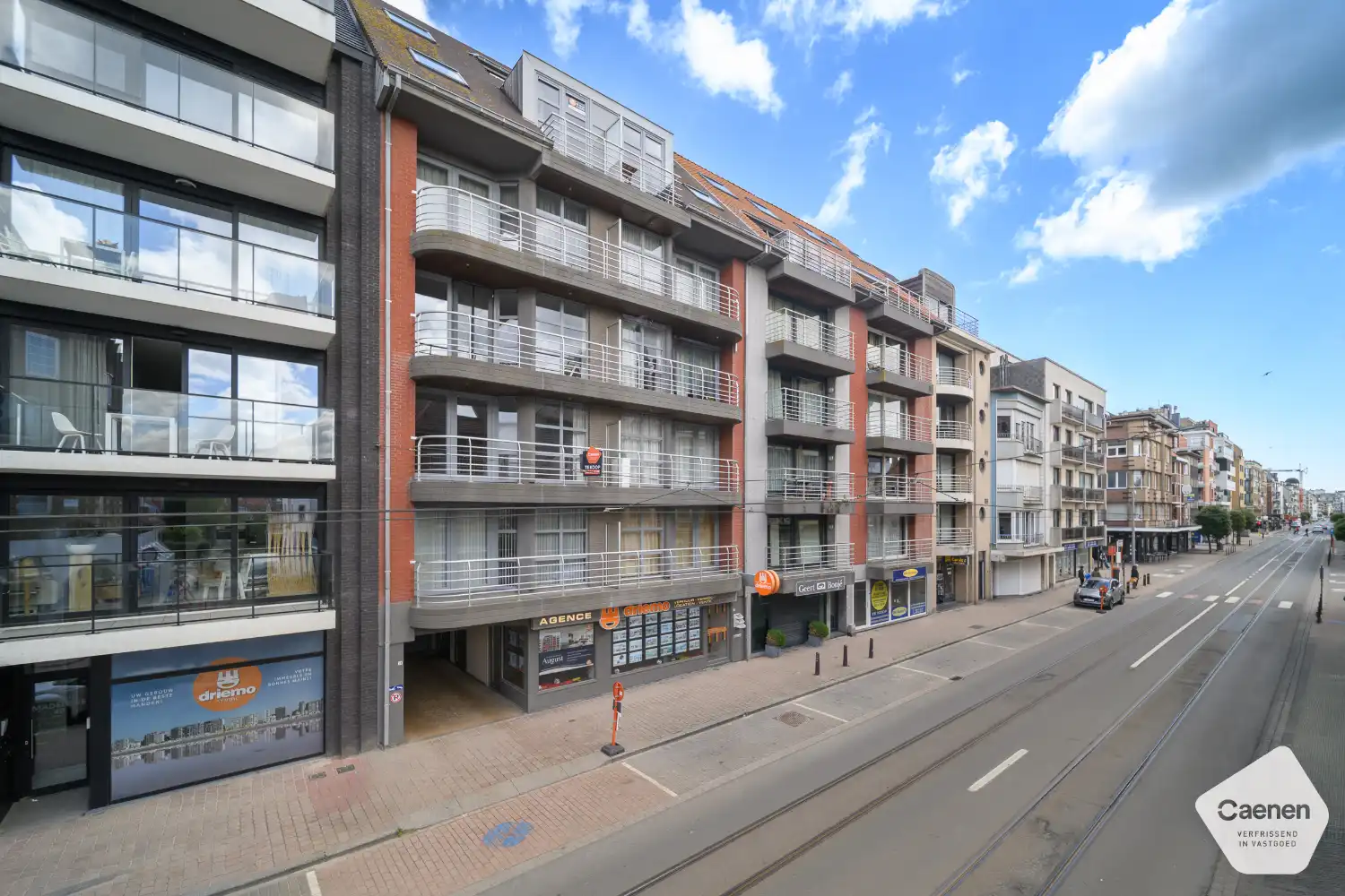Zongericht en energiezuinig tweeslaapkamerappartement met uitzicht over de Dumontwijk – De Panne foto {{pictureIndex}}