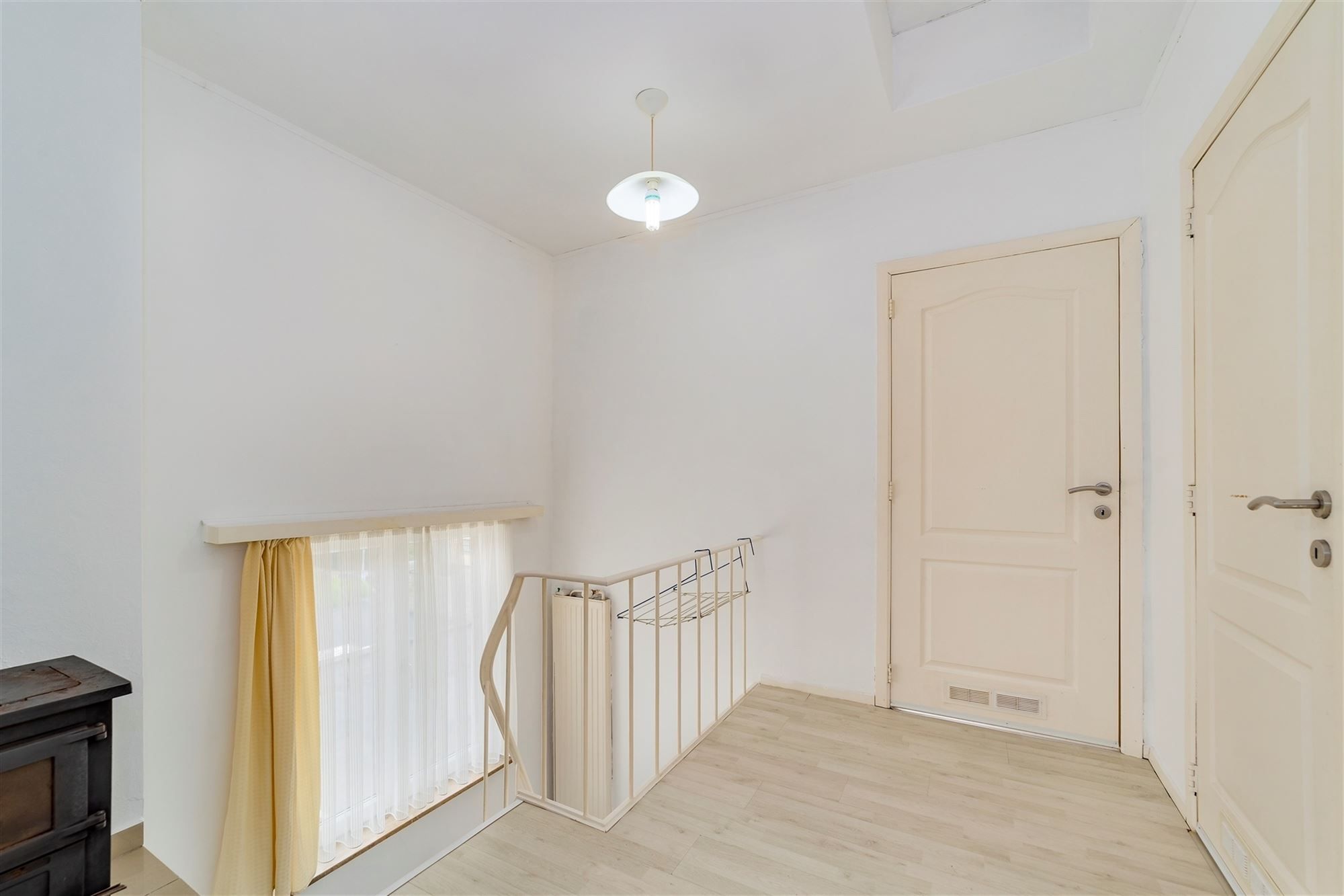 Huis te Hoboken met 4 slpk en 2 garages foto 17