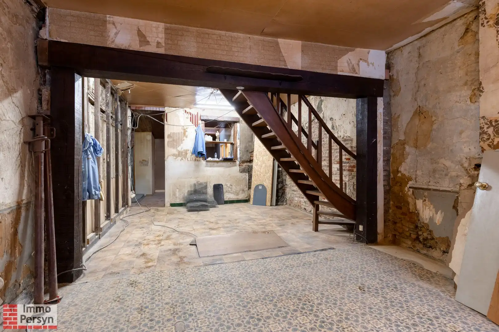 2 huizen te koop: 1 gerenoveerd + 1 te renoveren foto 20