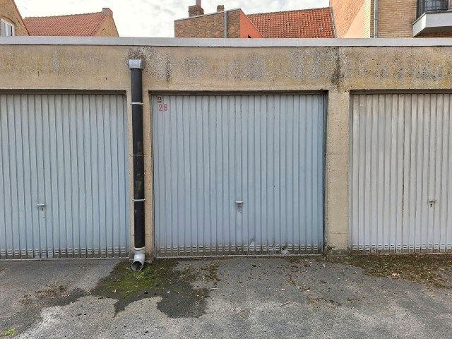Ruim te moderniseren appartement foto 4
