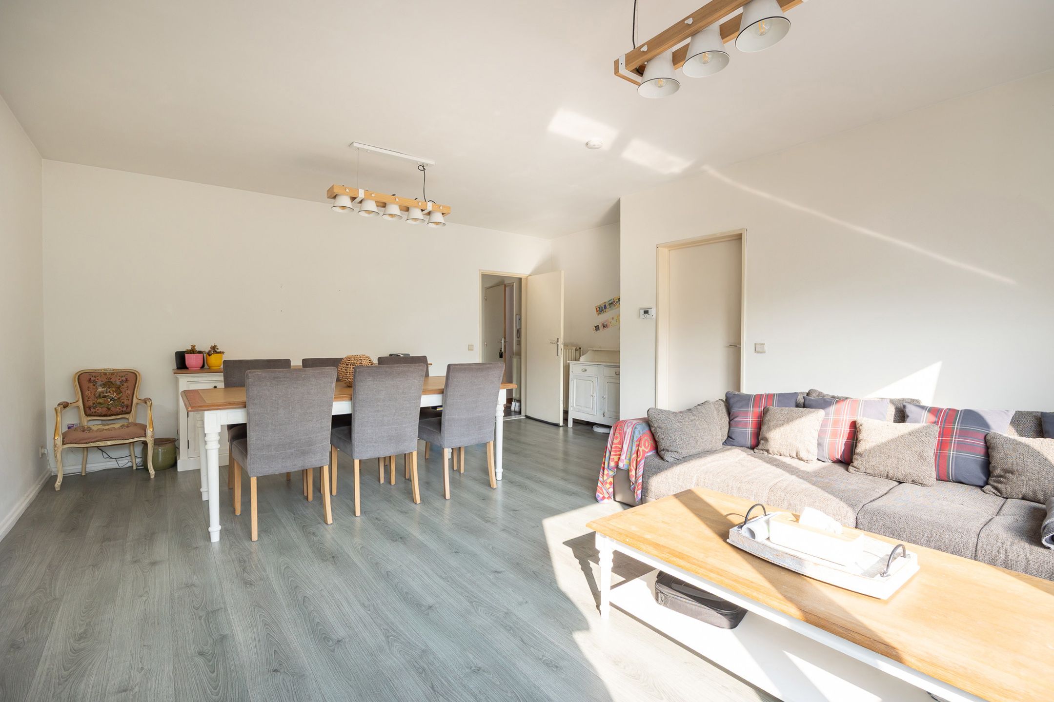 BRASSCHAAT - 2 SLK appartement in kleinschalig gebouw foto 11