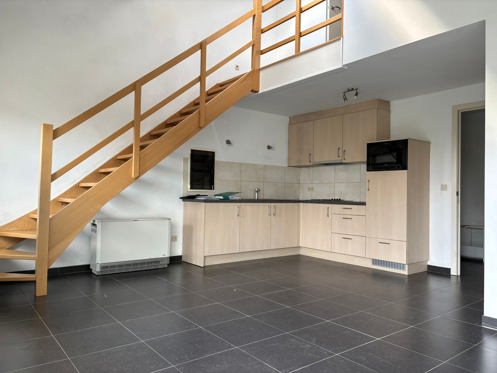 Appartement te huur foto {{pictureIndex}}