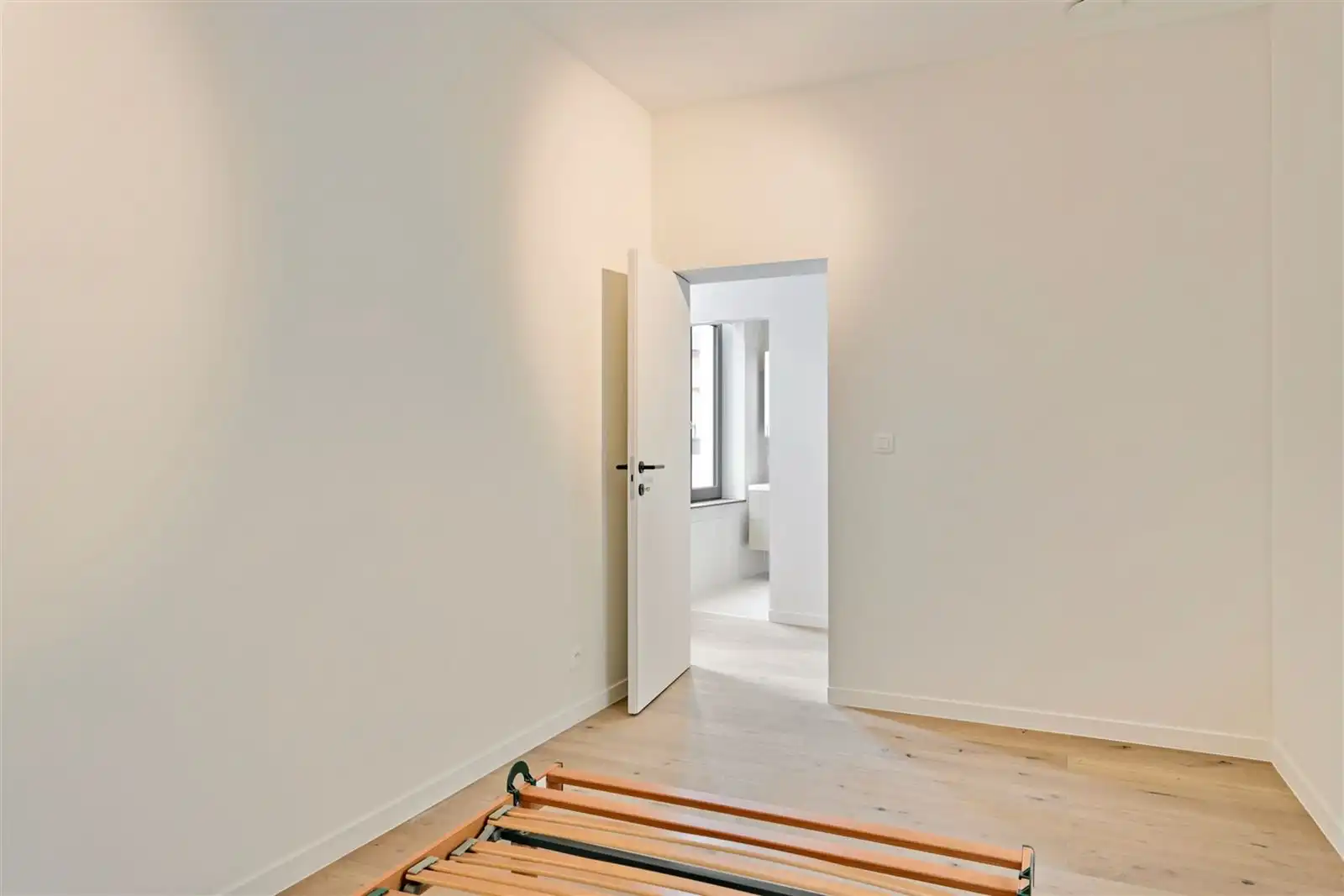 Ruimte, stijl en licht in dit stijlvol gerenoveerd 3 SLPK appartement.  foto 12