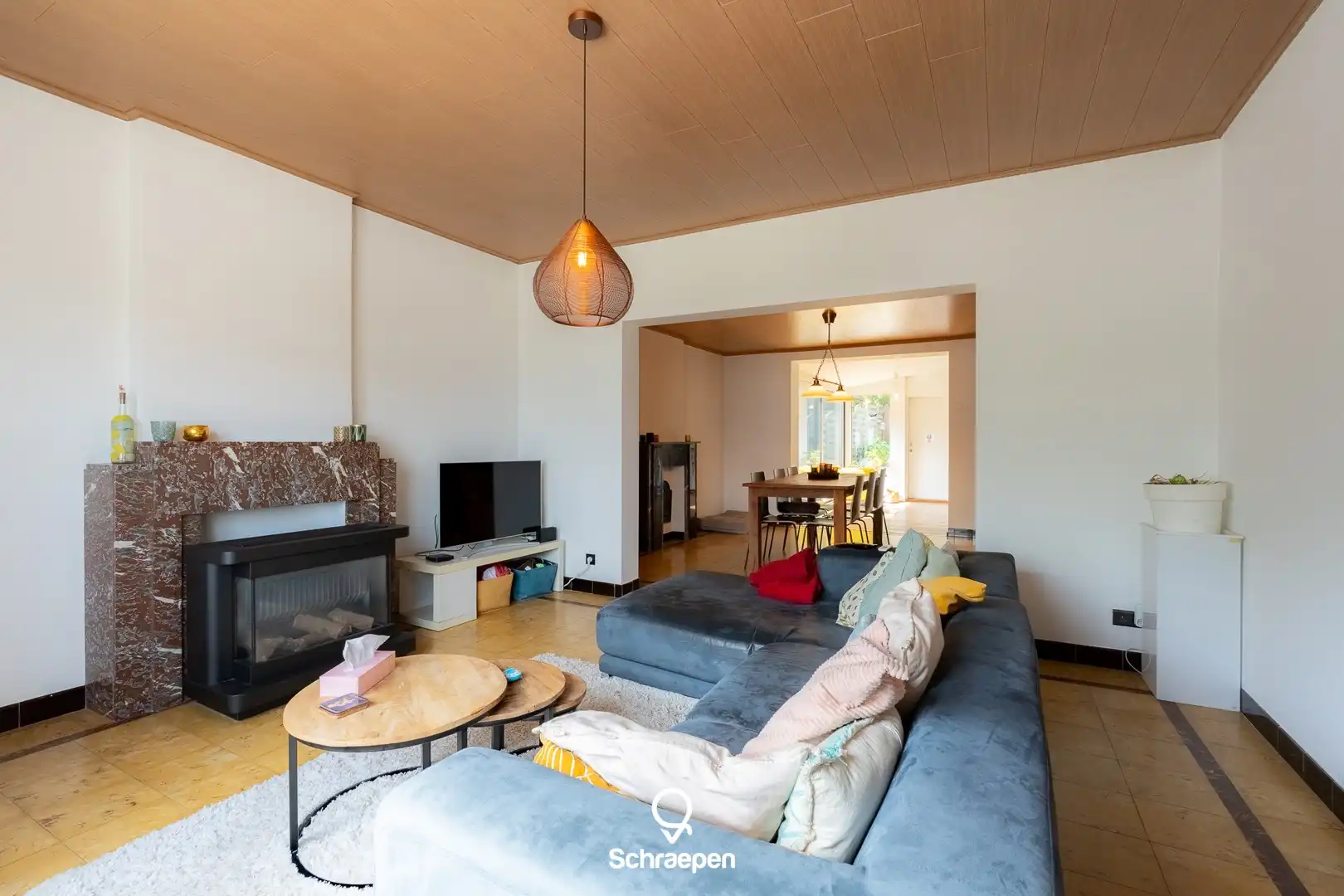 Ruime gezinswoning (248 m²) op een perceel van 5a 27ca te Borgloon! foto 2