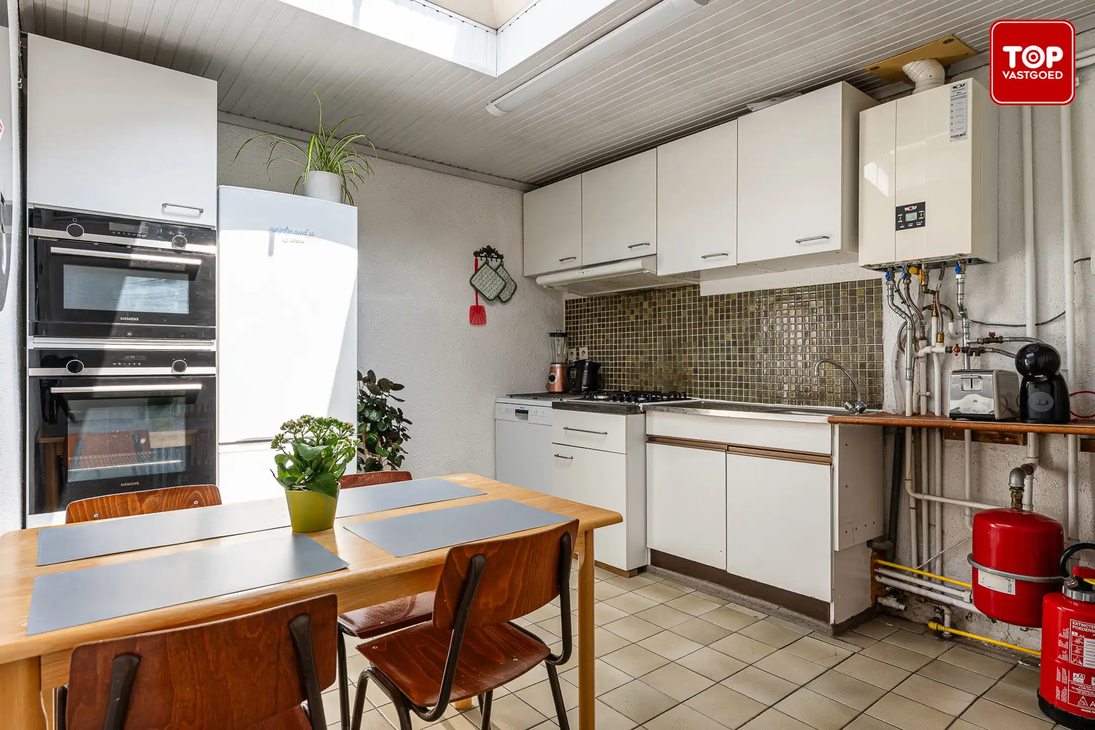 Charmante woning op TOP ligging met 4 slaapkamers en prachtige tuin foto 7