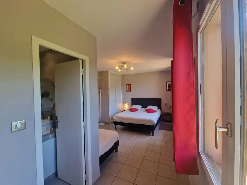 Villa omgevormd tot B&B met vijf mooie kamers en studio in een prachtige en groene omgeving in Carcasonne foto 34