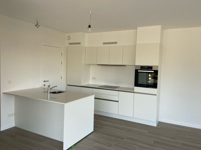 Recent appartement met twee slaapkamers (zonder parkeerplaats). Bezoekmoment: zie omschrijving. foto 4