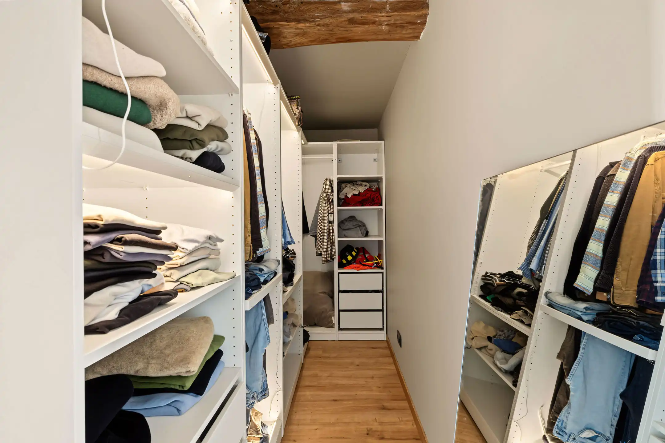 Charmant en instapklaar landhuis met prachtige tuin op 20a foto 21