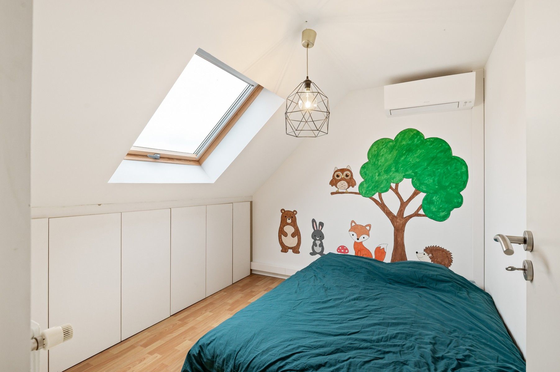 Woning met magazijn van 200 m² foto 14