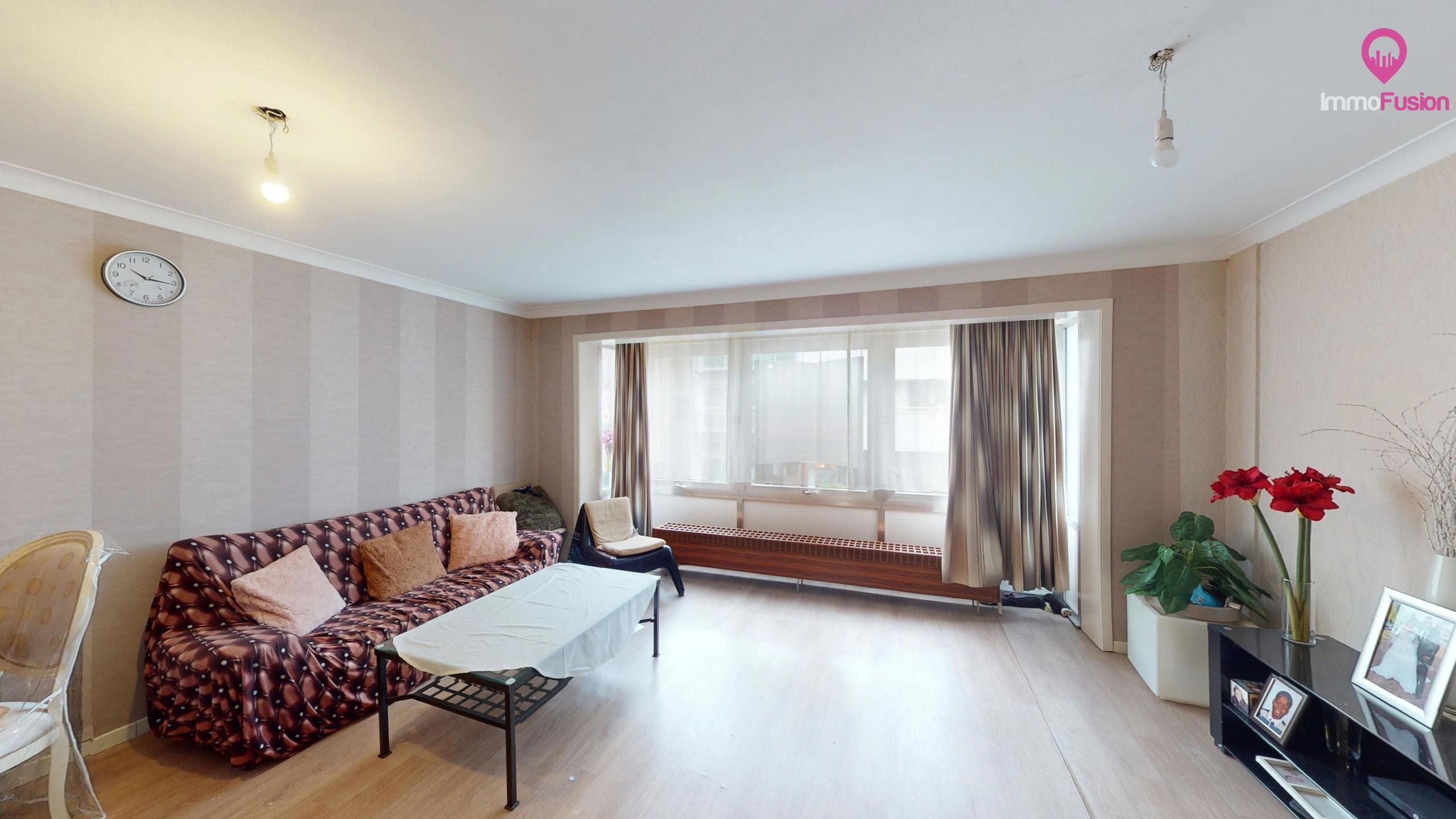 Comfortabel appartement met lichtinval en centrale ligging! foto 3